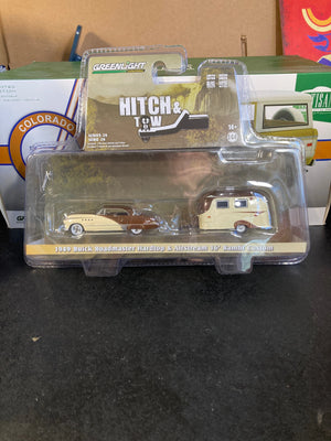 Greenlight 1949 Buick Roadmaster Hardtop & Airstream 16’ Bambi Custom Diecast