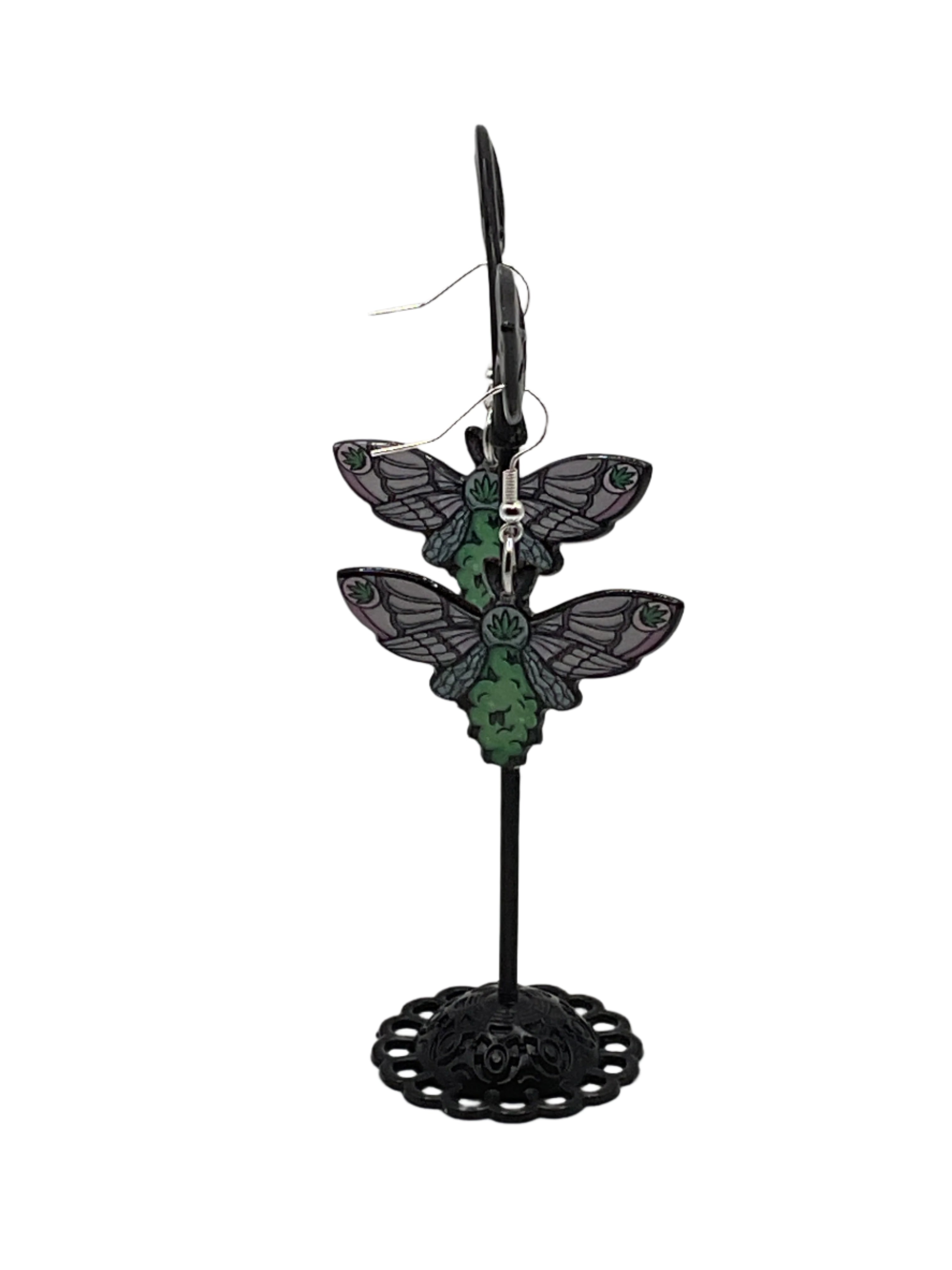 Bud butterfly earrings