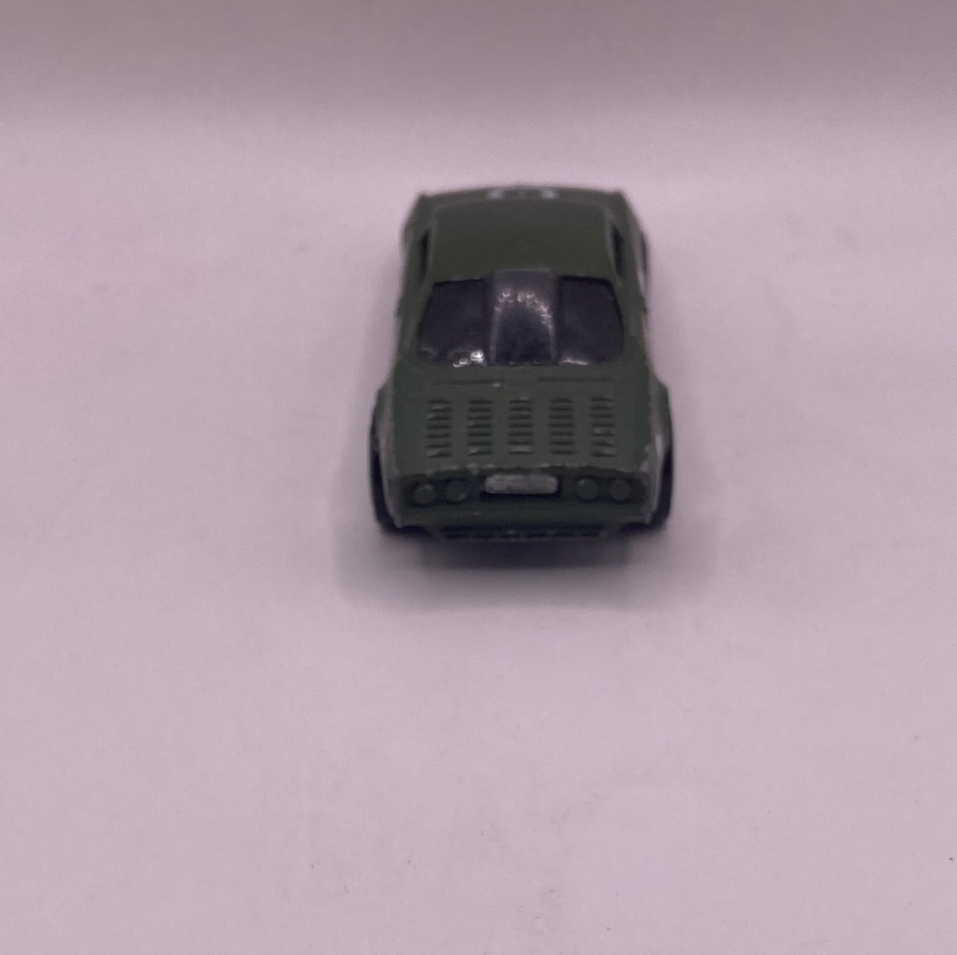 Hot Wheels Vairy 8 Diecast