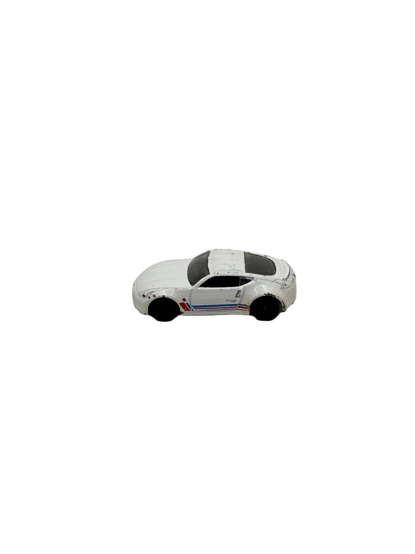 Hot Wheels Nissan 370Z Diecast white