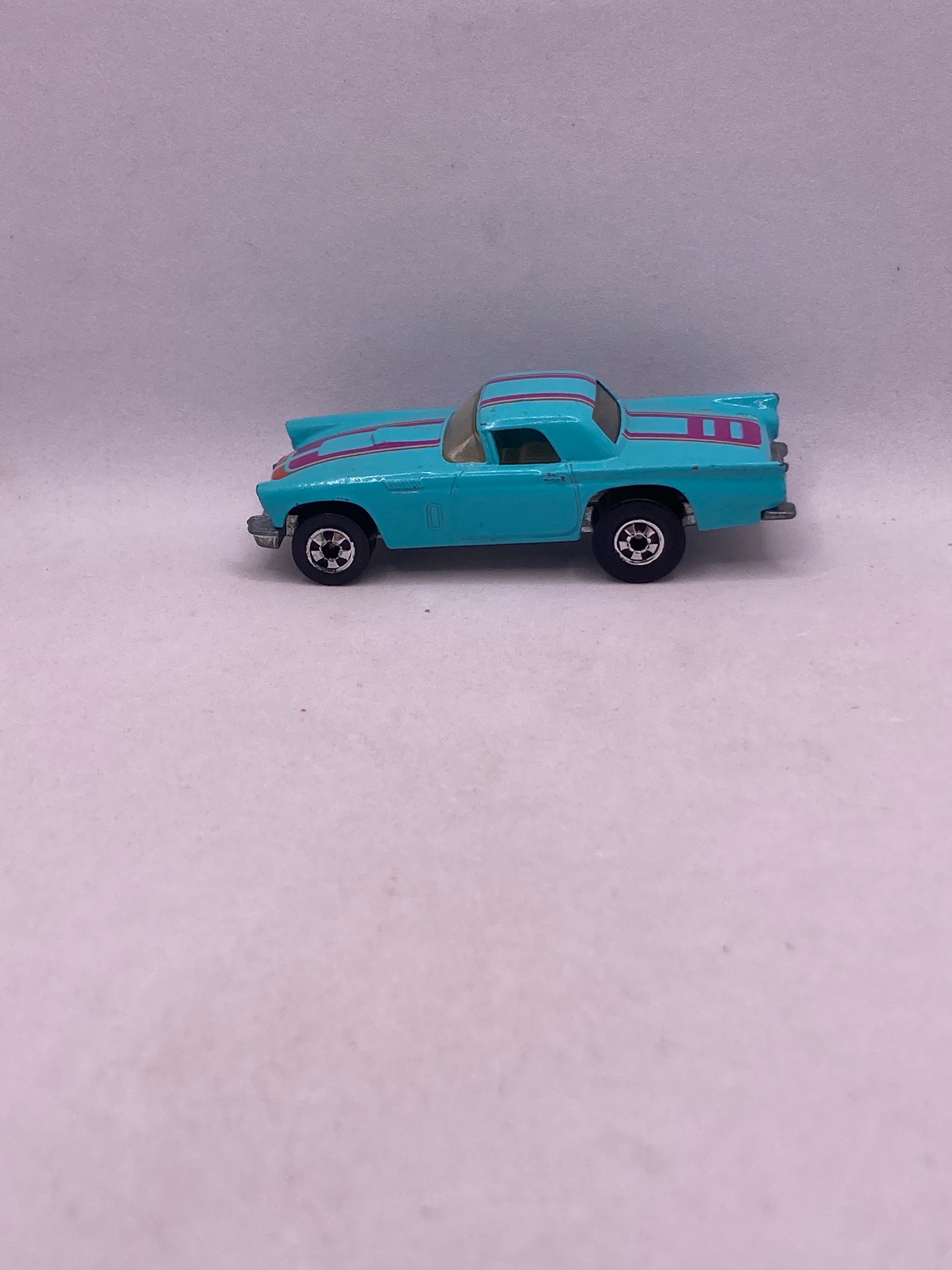 Hot Wheels Thunderbird Diecast