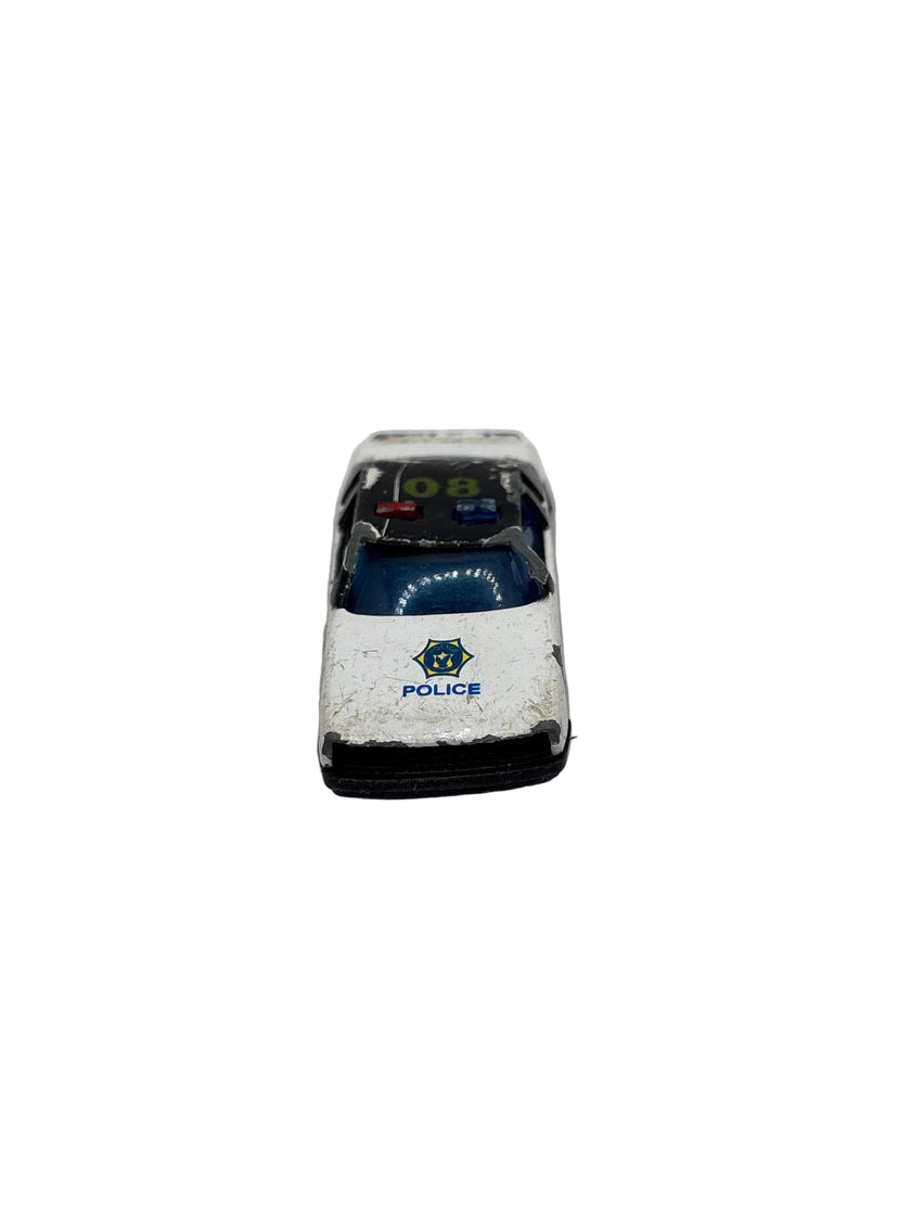 Maisto 1986 Buick LeSabre Police Car Diecast white