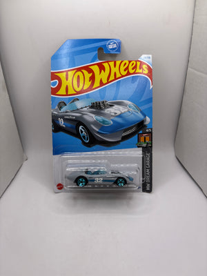 Hot Wheels Glory Chaser Diecast gray