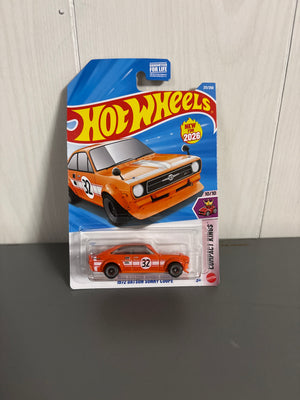 Hot Wheels 1972 Datsun Sunny Coupe Diecast orange