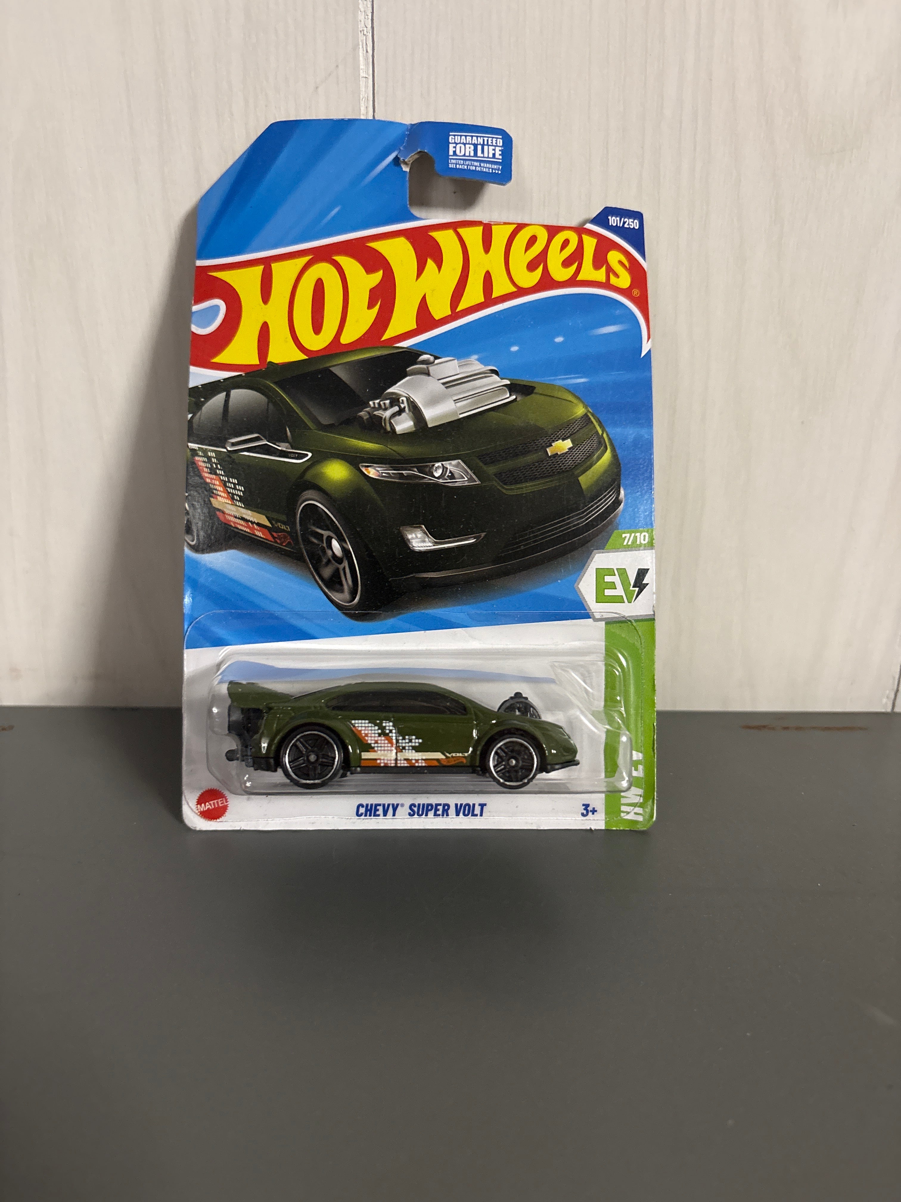 Hot Wheels Chevy Super Volt Diecast