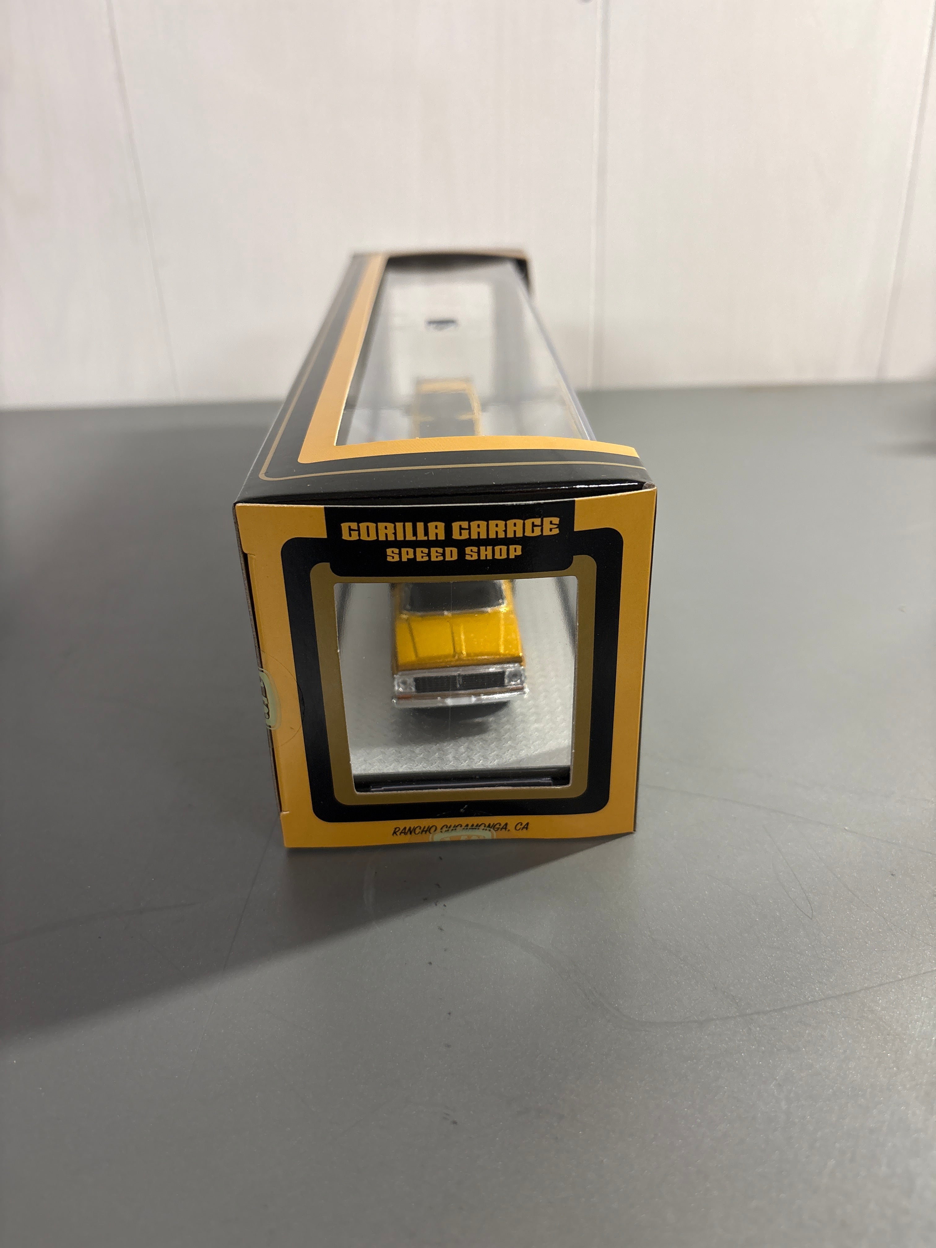 M2 1969 Ford F-350 & 1995 Ford Ranger XLT Diecast yellow