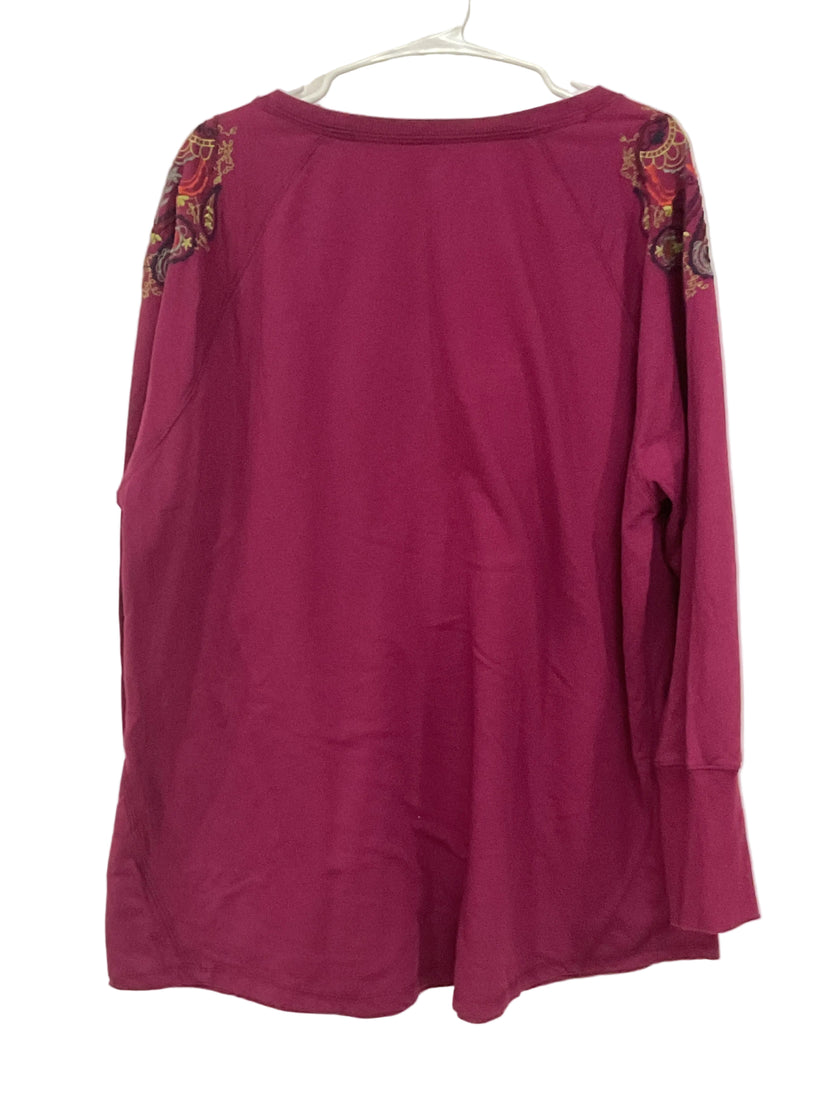 Maroon Pull Over Top