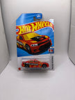 Hot Wheels 15 Dodge Charger SRT Diecast