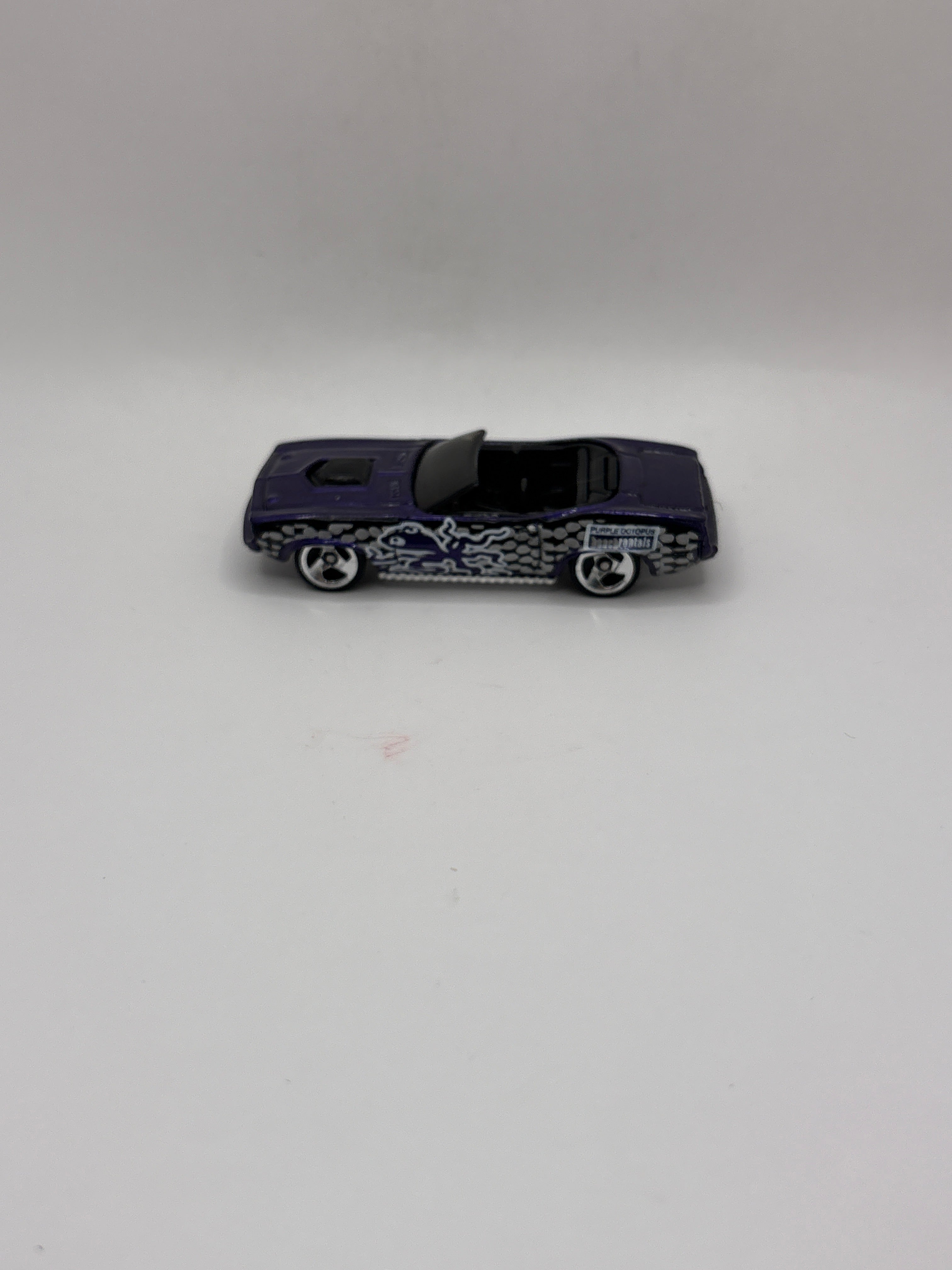 Hot Wheels King Kuda Diecast