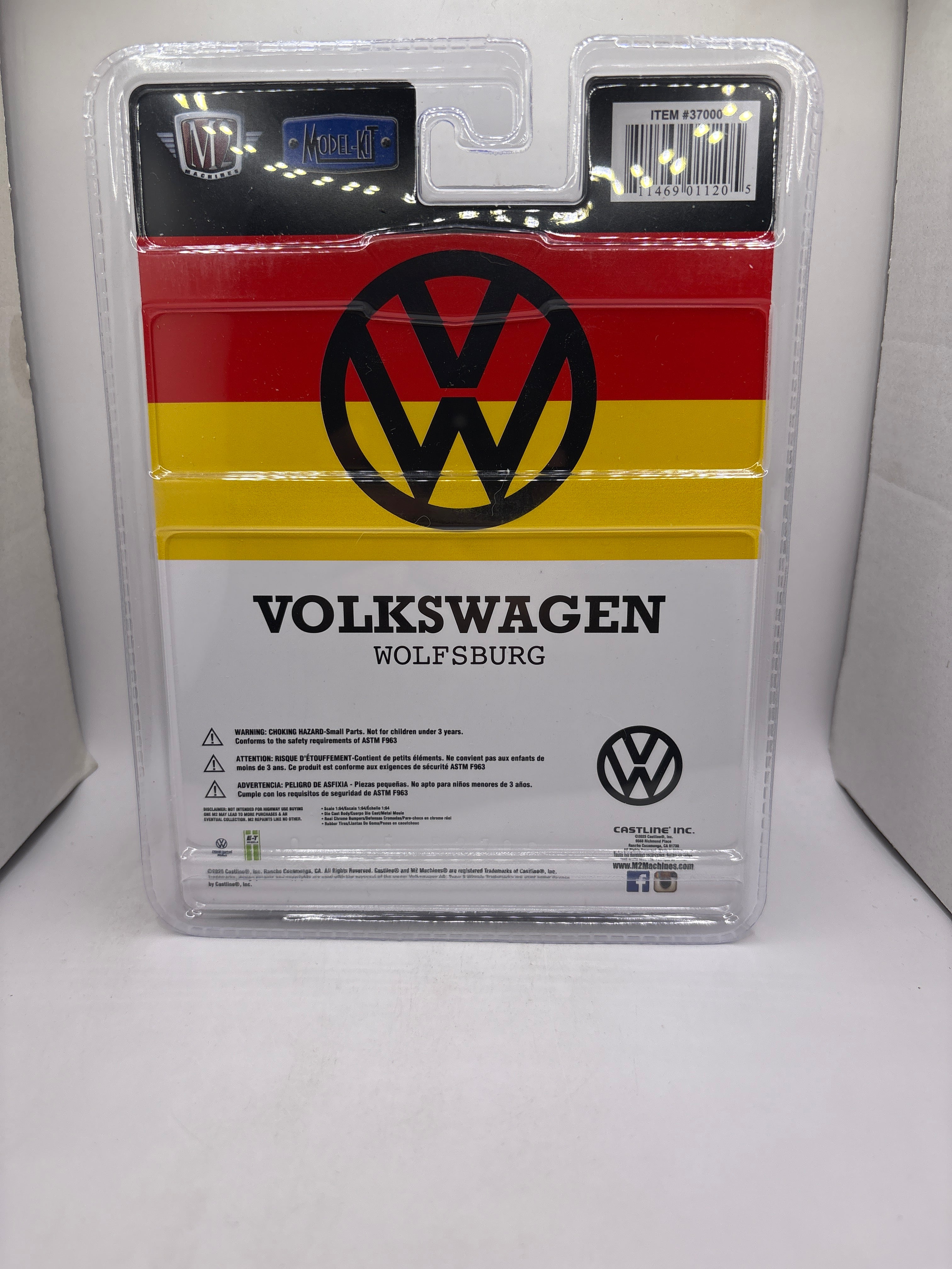 M2 1958 VW Microbus 15 Window USA Model Diecast