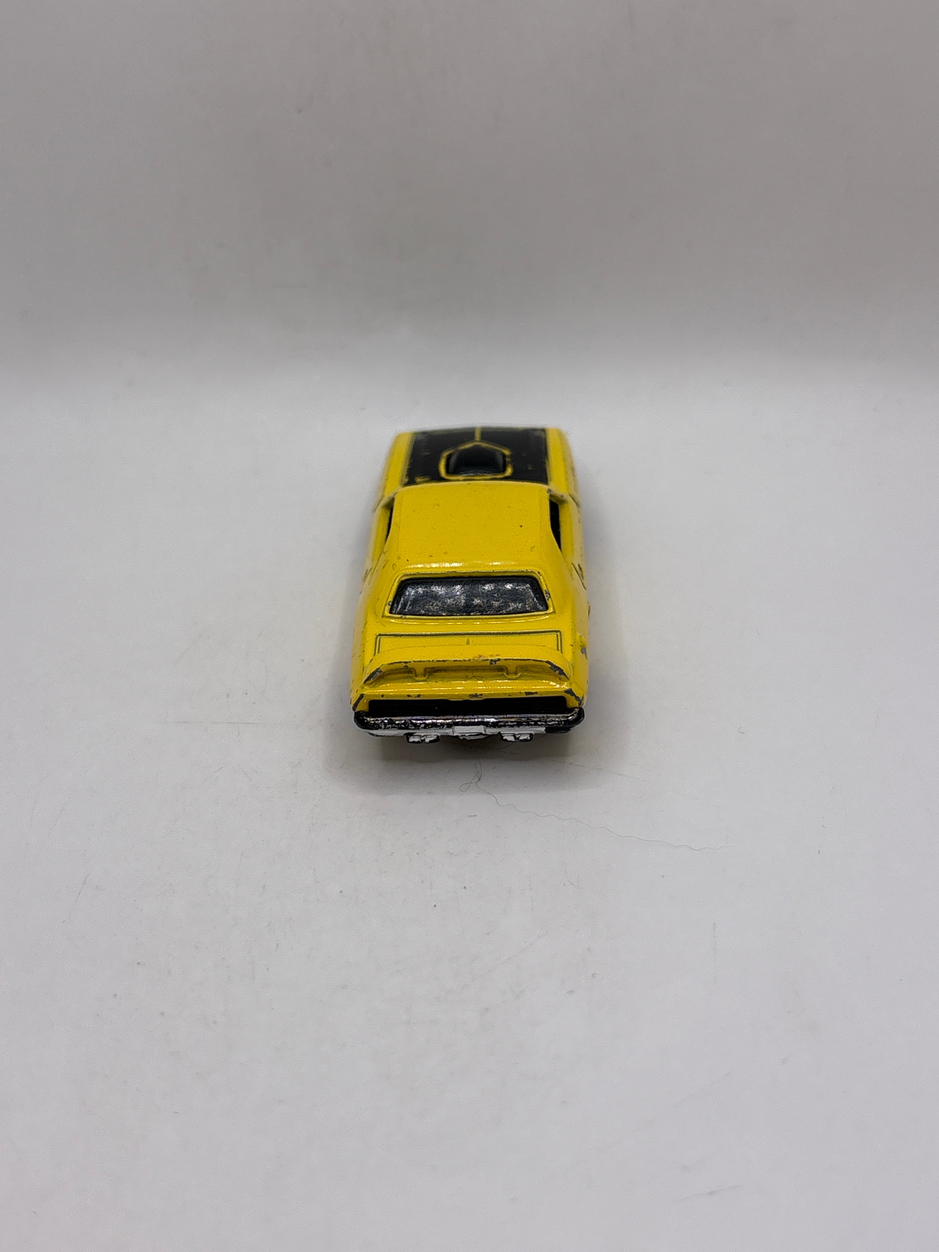 Hot Wheels 71 Dodge Challenger Diecast yellow