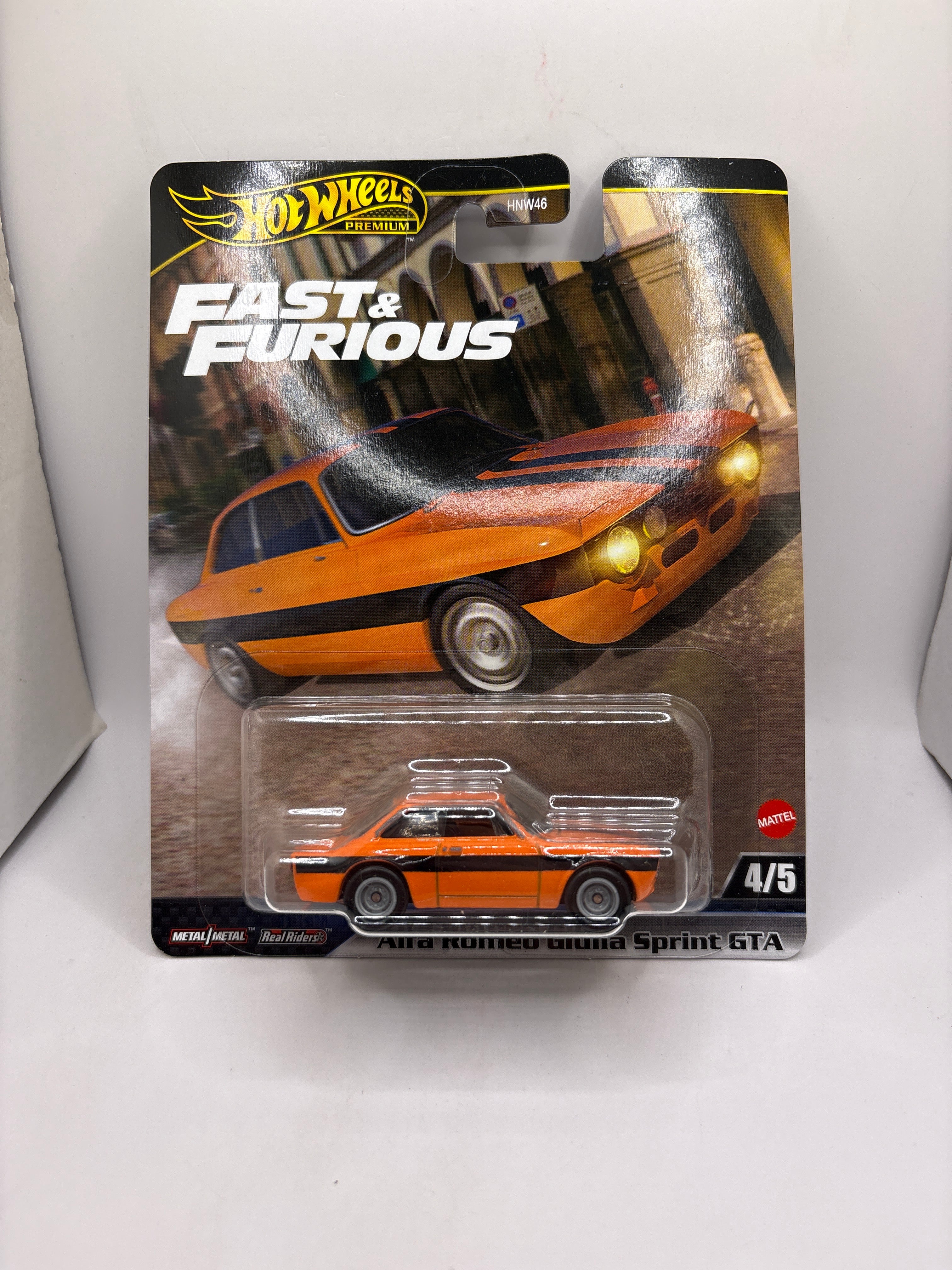 Hot Wheels Alfa Romeo Giulia Sprint GTA Diecast orange