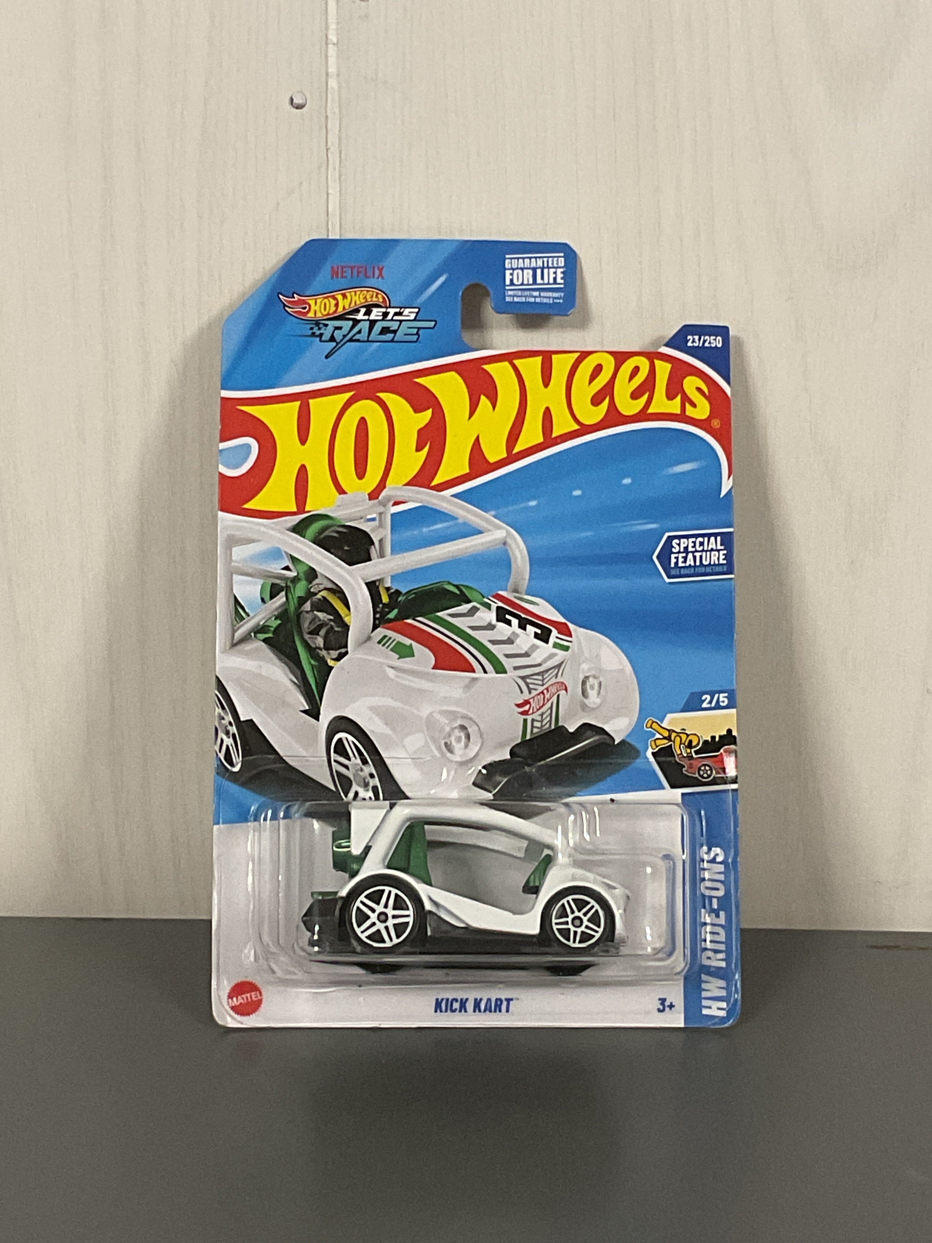 Hot Wheels Kick Kart Diecast White