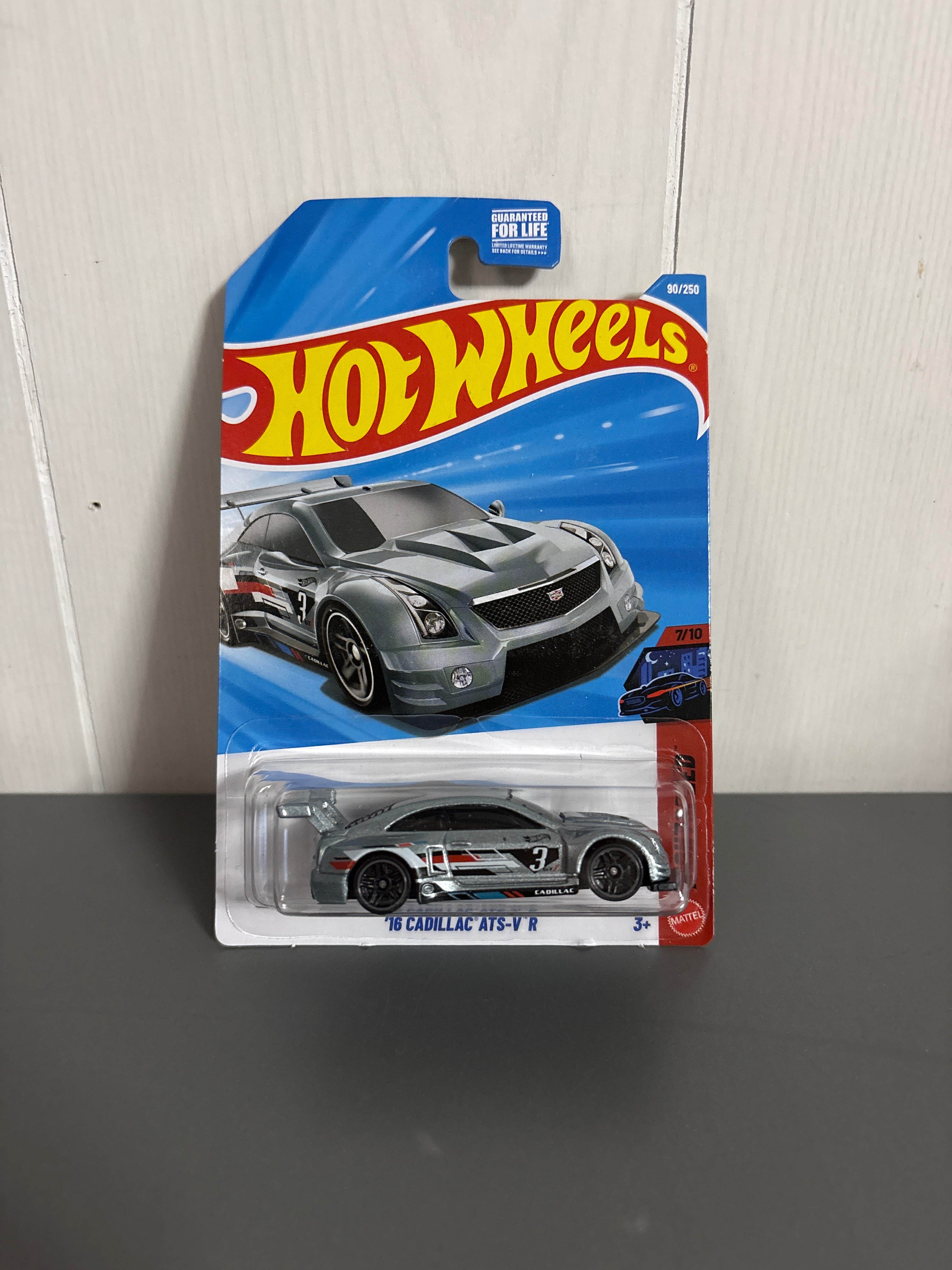 Hot Wheels 16 Cadillac ATS-V R Diecast