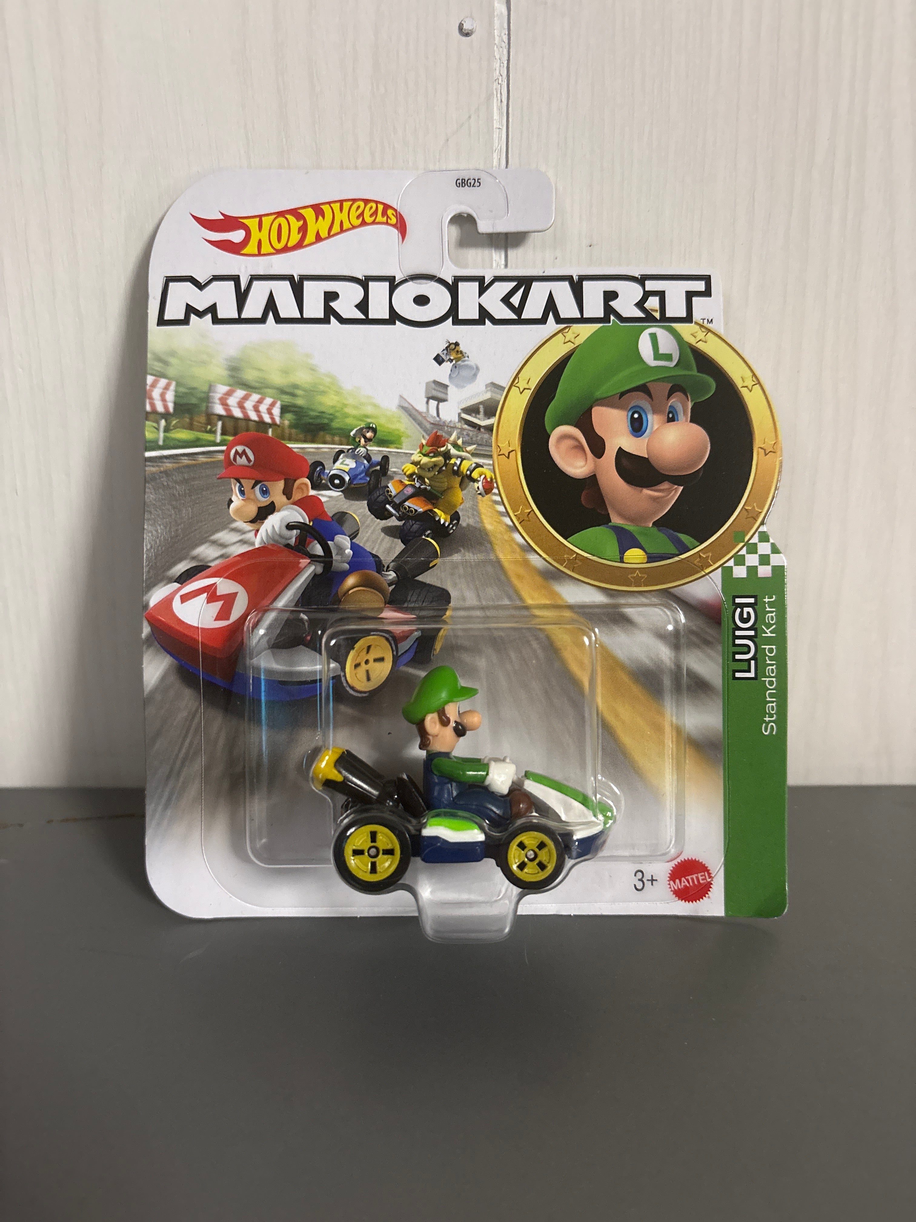 Hot Wheels Luigi Standard Kart Diecast