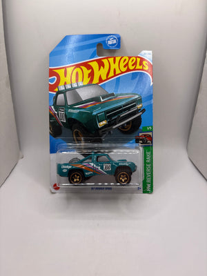 Hot Wheels 87 Dodge D100 Diecast