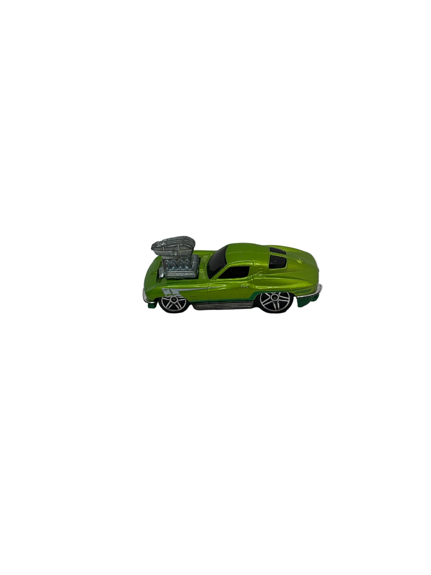 Hot Wheels 63 Corvette Diecast green