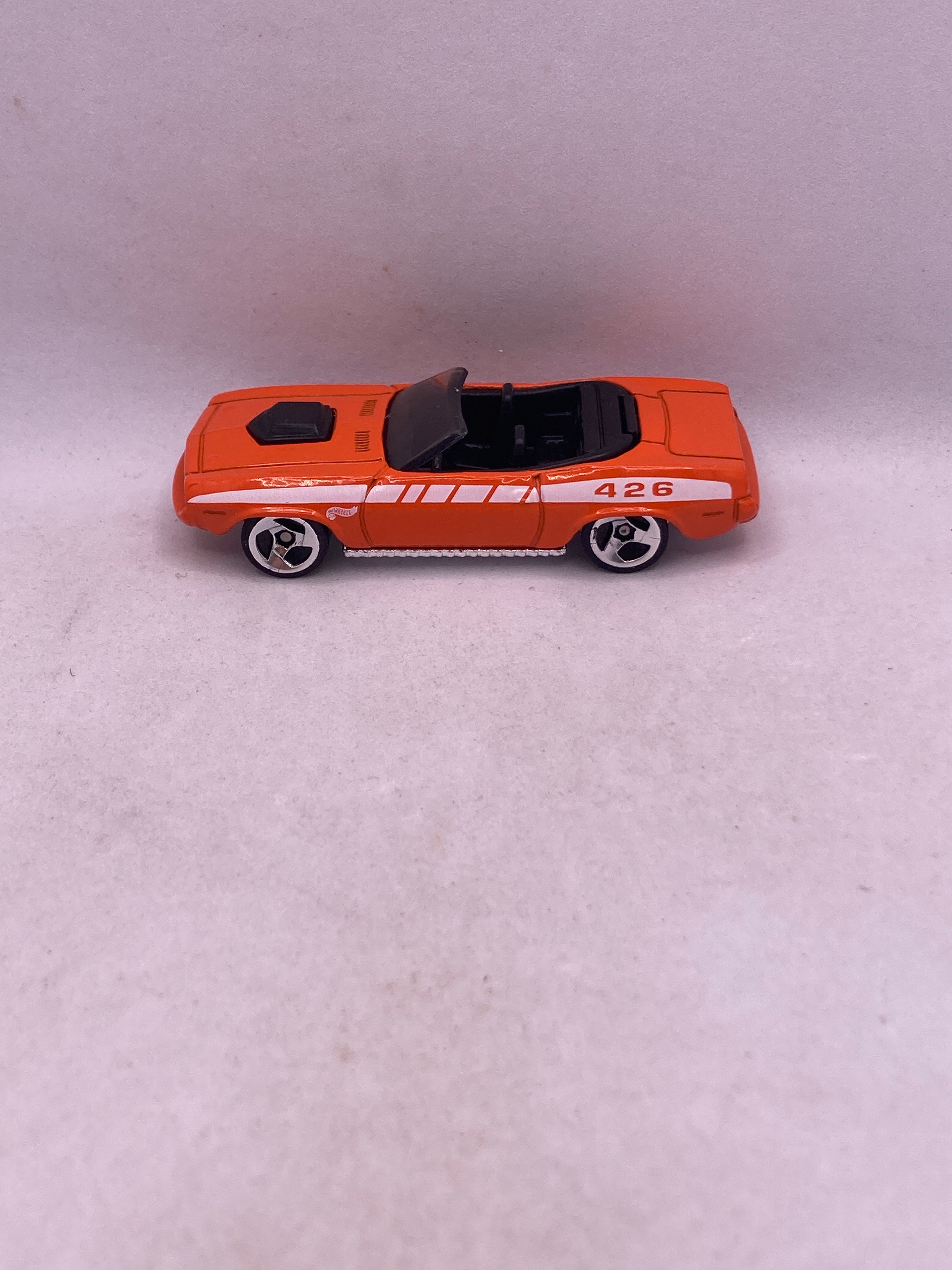 Hot Wheels Plymouth Barracuda Diecast