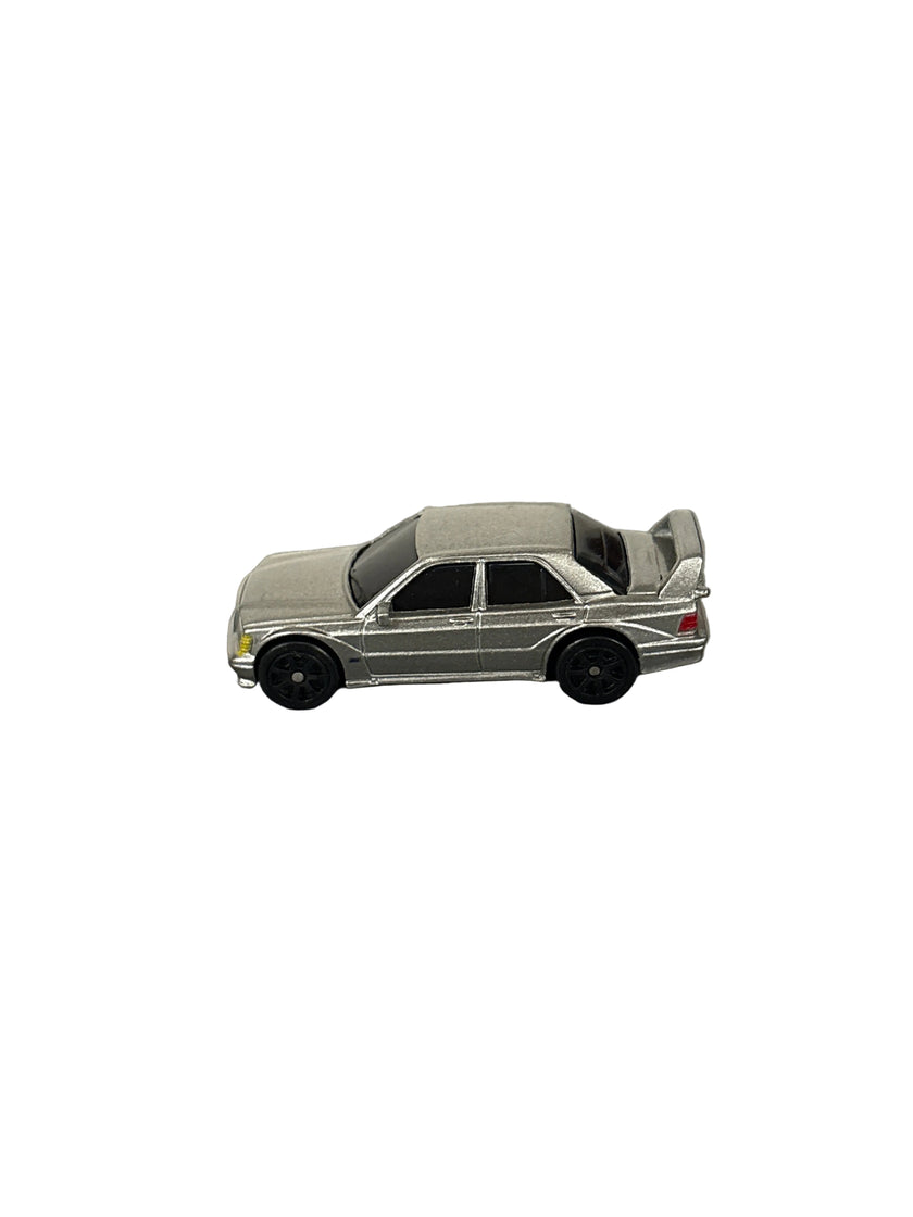 Maisto 1990 Mercedes-Benz 190 E Diecast