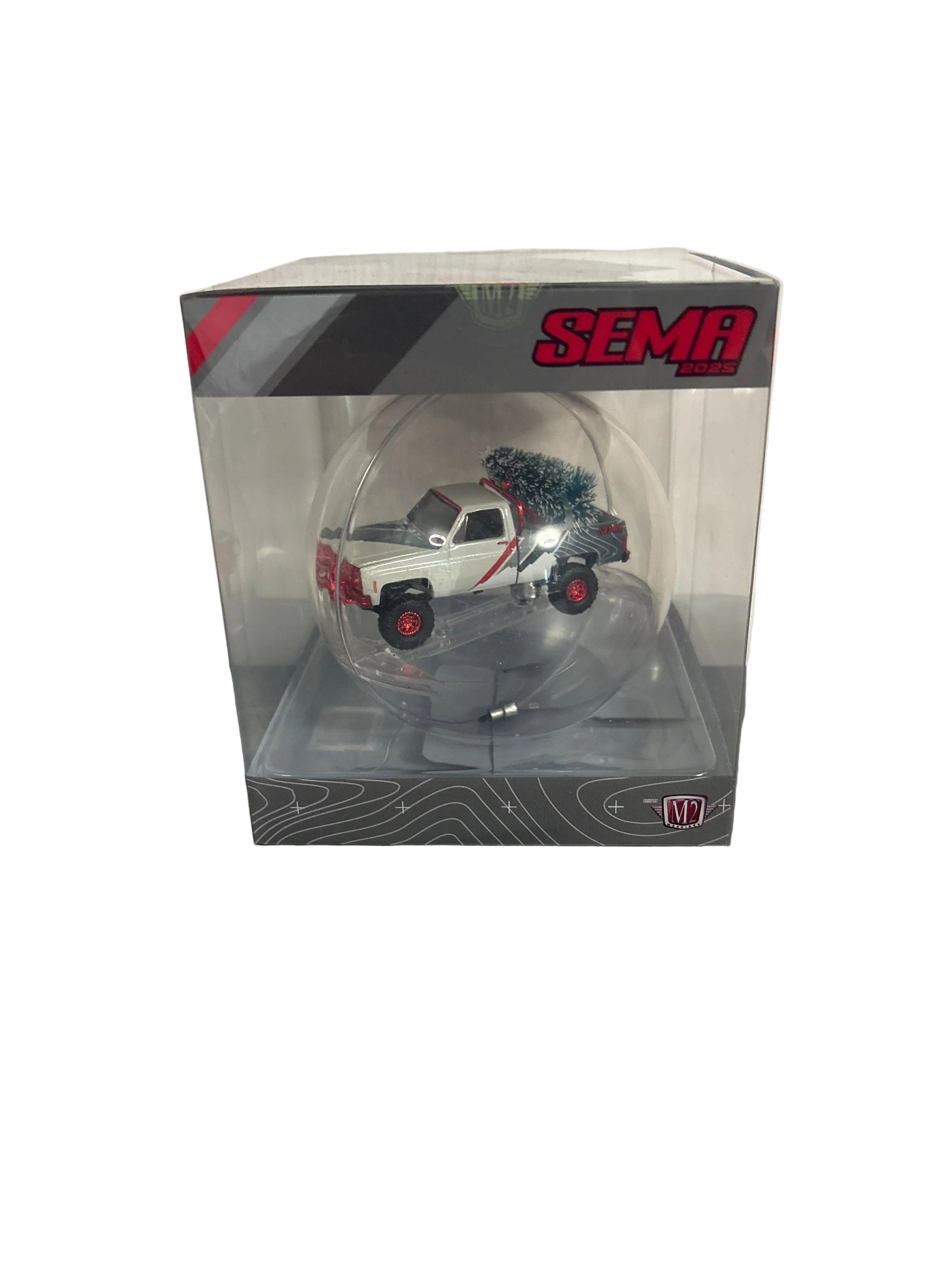 M2 1973 Chevrolet Cheyenne Super 10 4x4 Diecast white