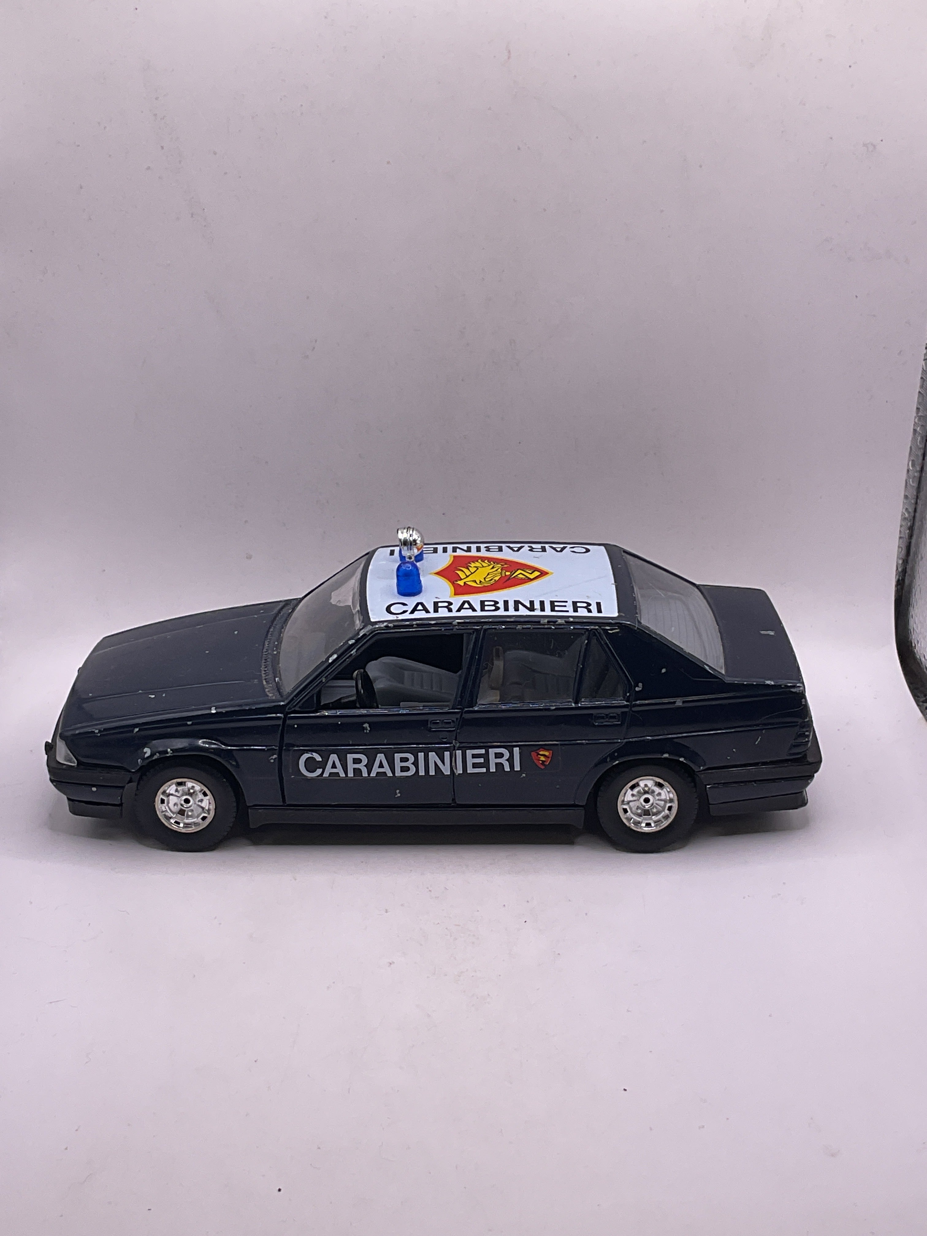 Bburango Alfa Romeo 75 Carabinieri Diecast Dark Blue