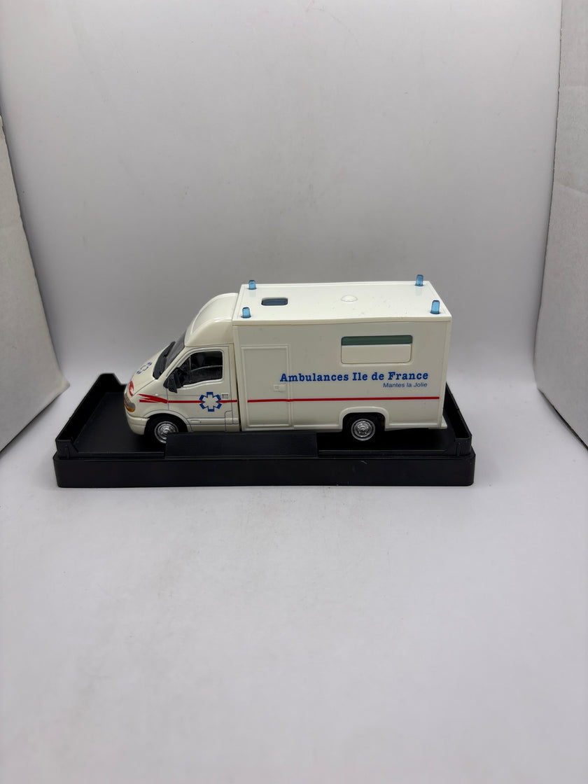 Solido Renault Master Diecast