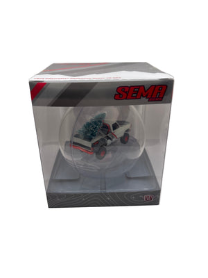 M2 1973 Chevrolet Cheyenne Super 10 4x4 Diecast white