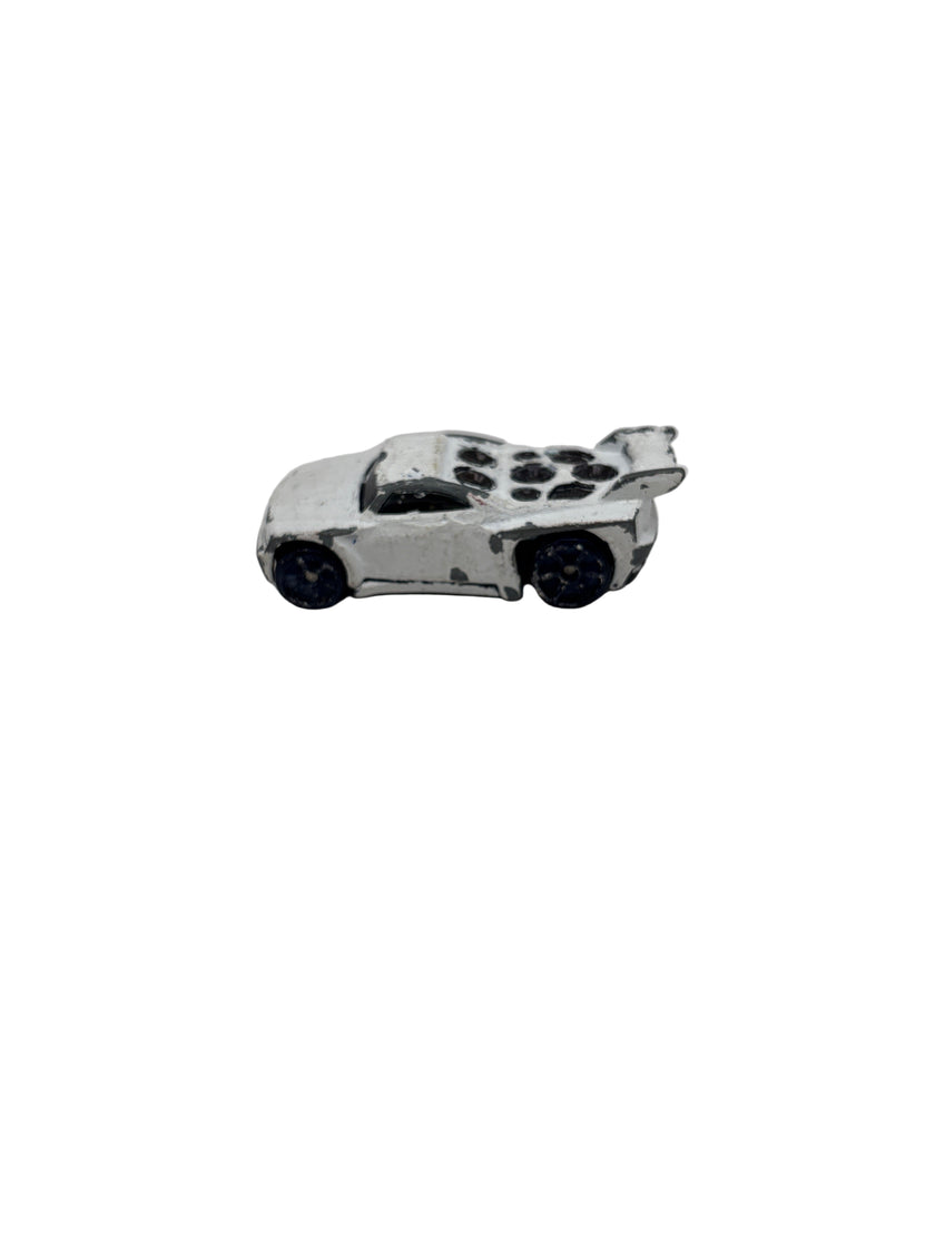 Hot Wheels Bassline Diecast white