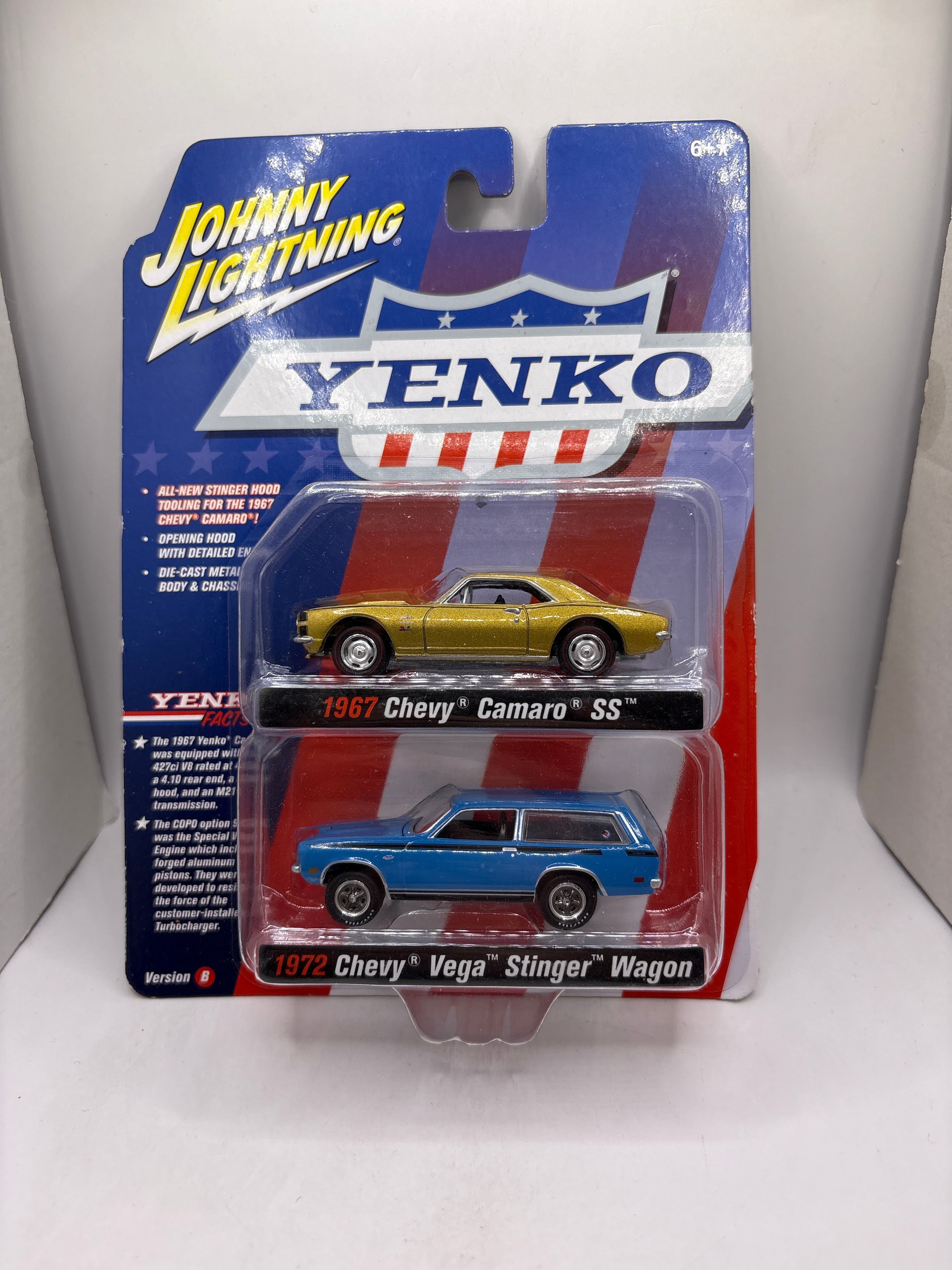 Johnny Lightning 1967 Chevy Camaro SS 1972 Chevy Vega Stinger Wagon Diecast
