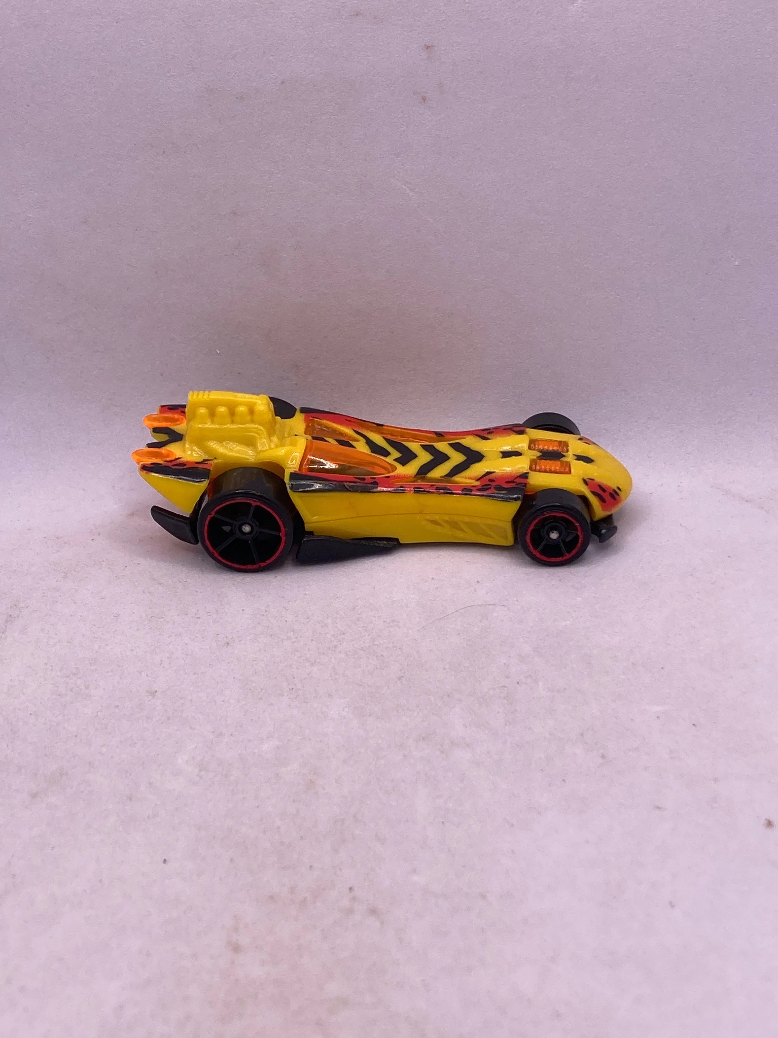 Hot Wheels Power Bomb Diecast