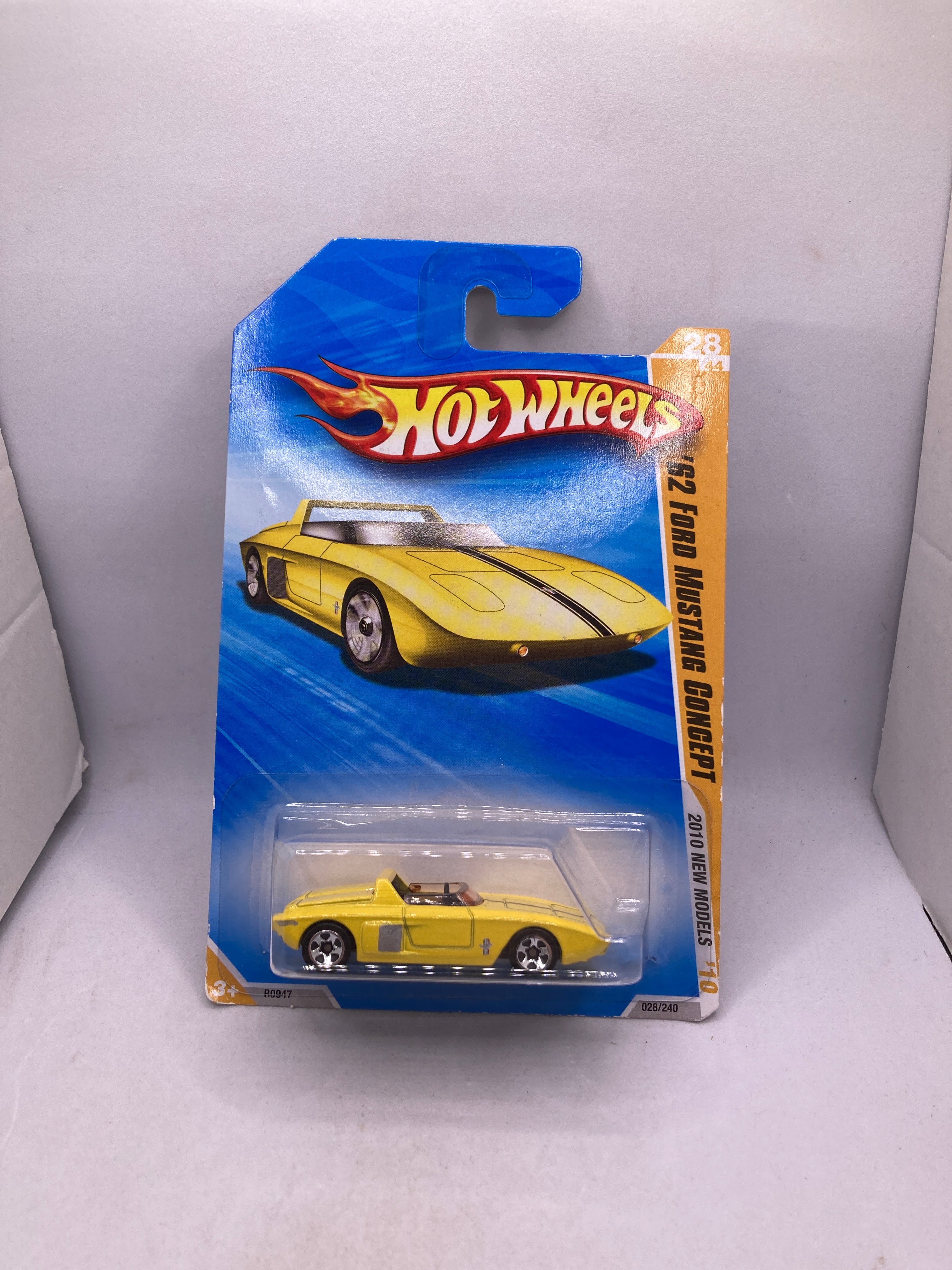 Hot Wheels 62 Ford Mustang Concept Diecast