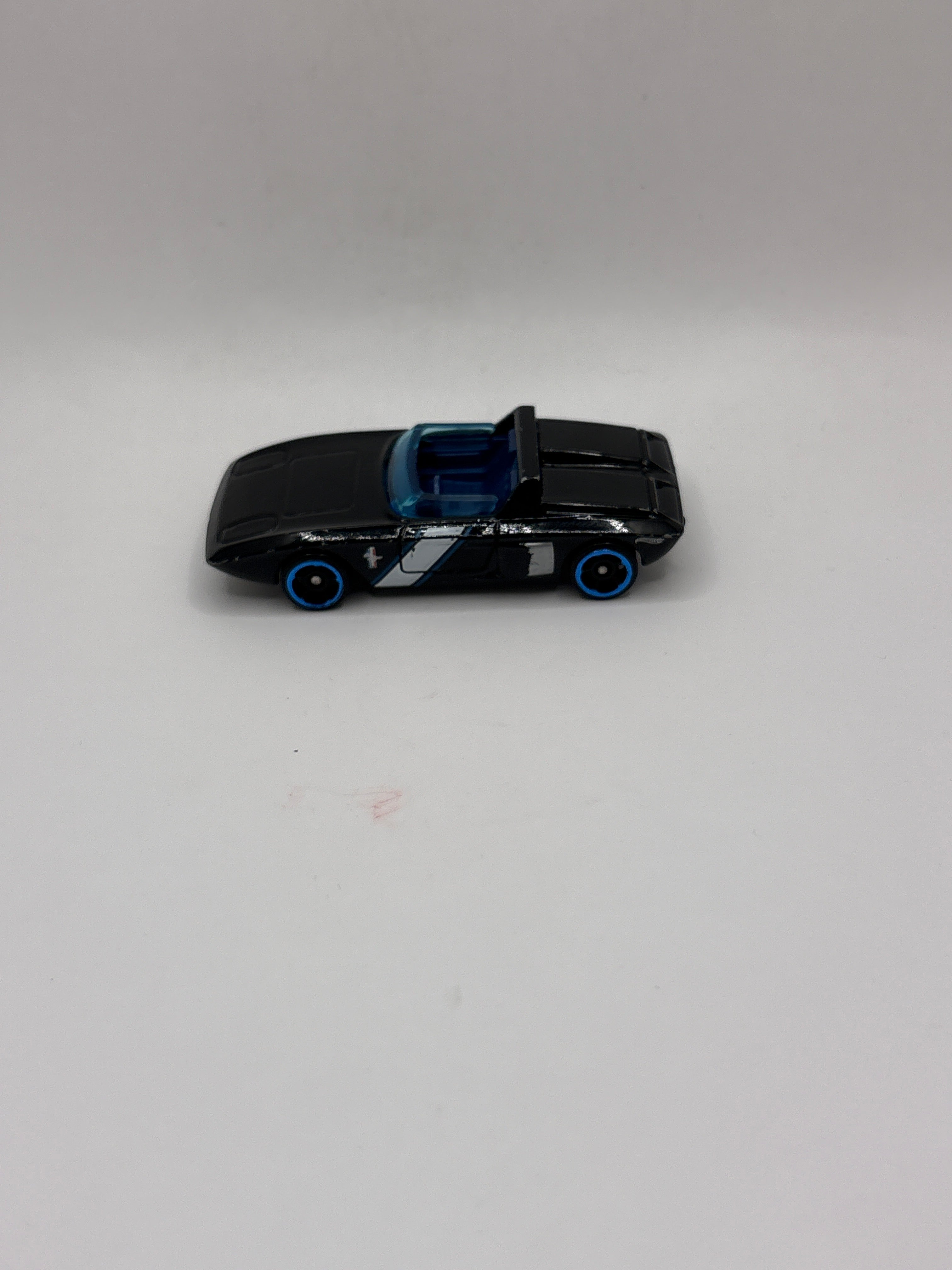 Hot Wheels 62 Ford Mustang Concept Diecast