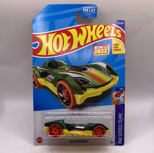 Hot Wheels Roadster Bite