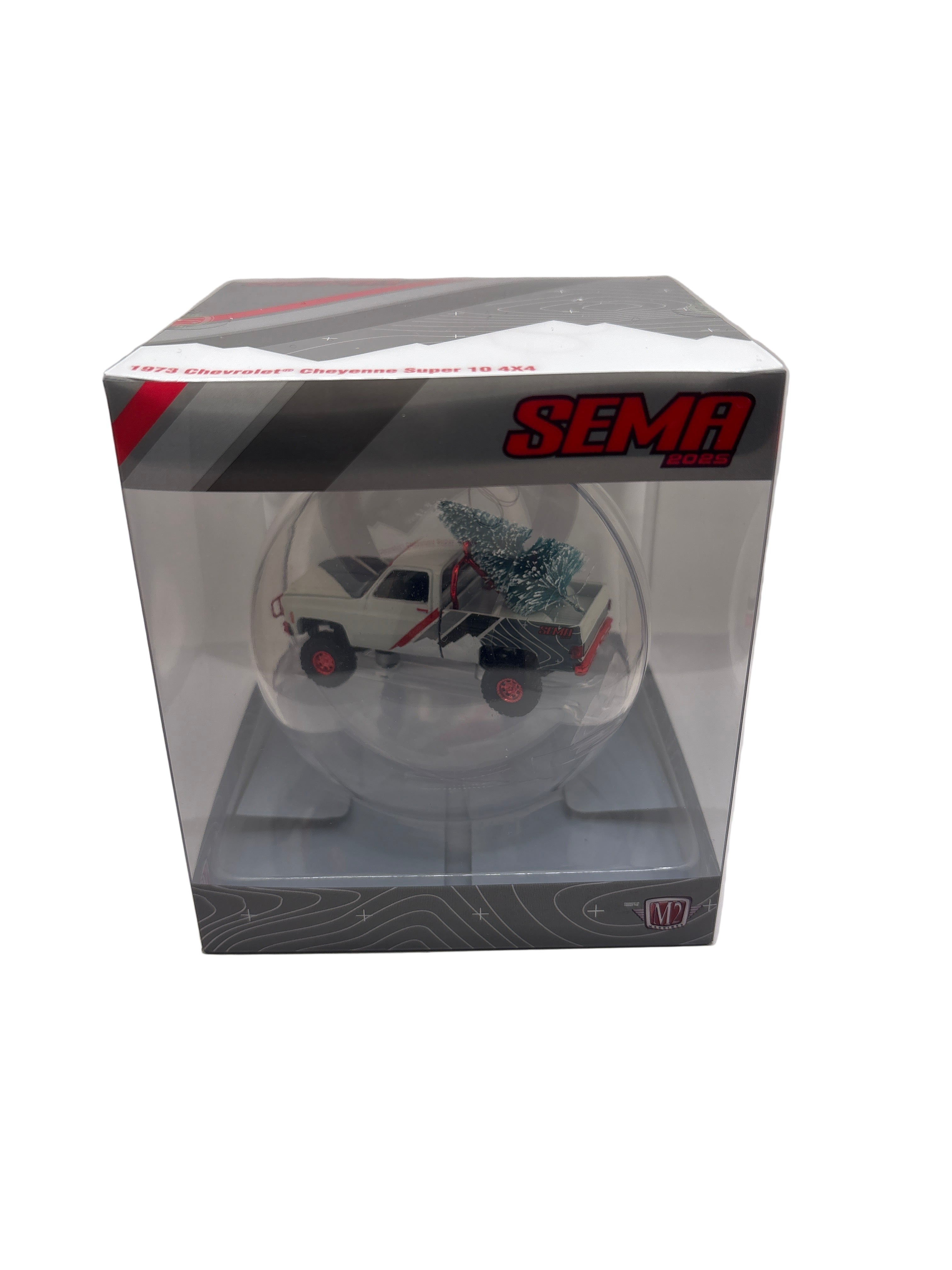 M2 1973 Chevrolet Cheyenne Super 10 4x4 Diecast white