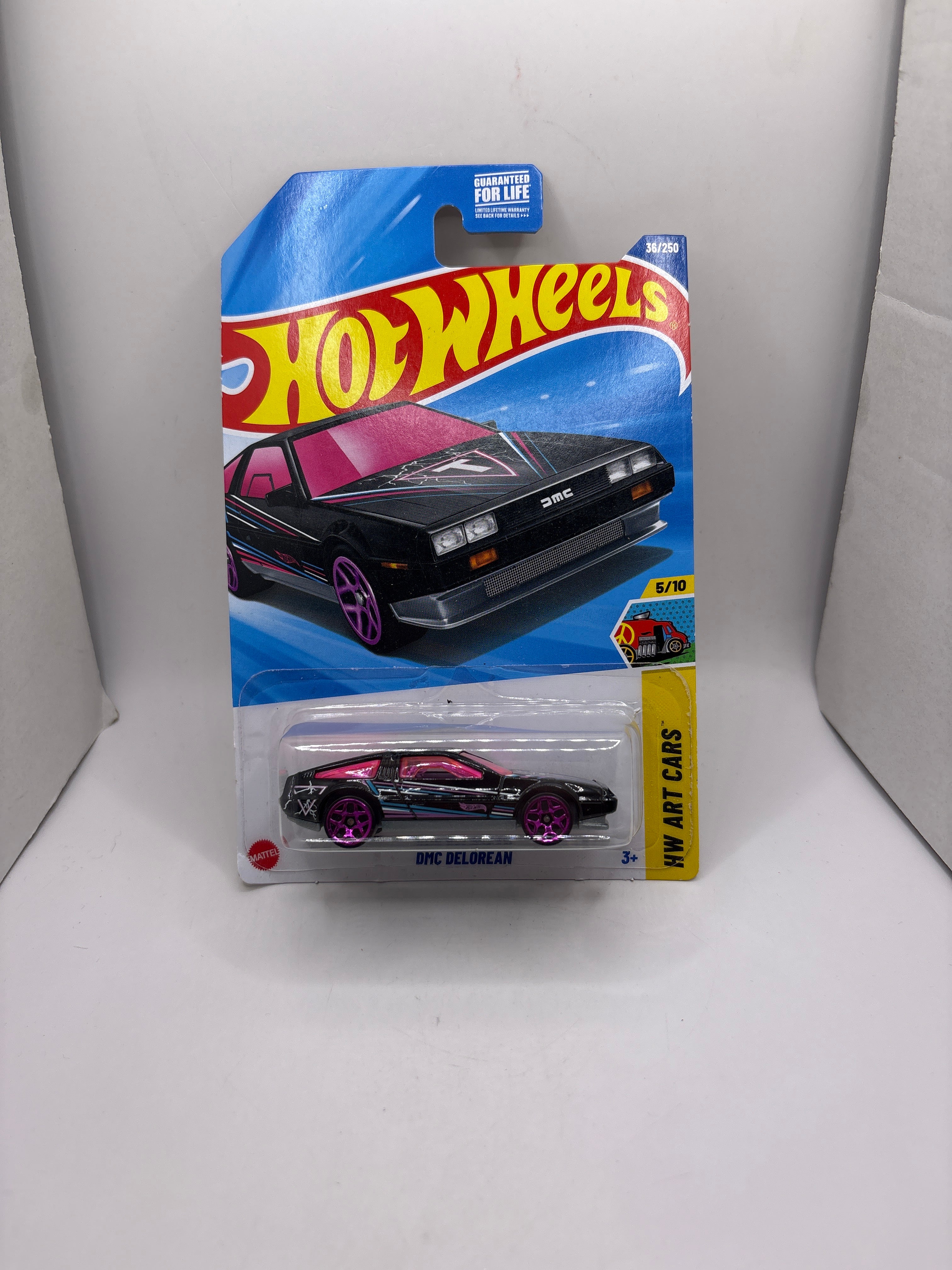 Hot Wheels DMC Delorean Diecast
