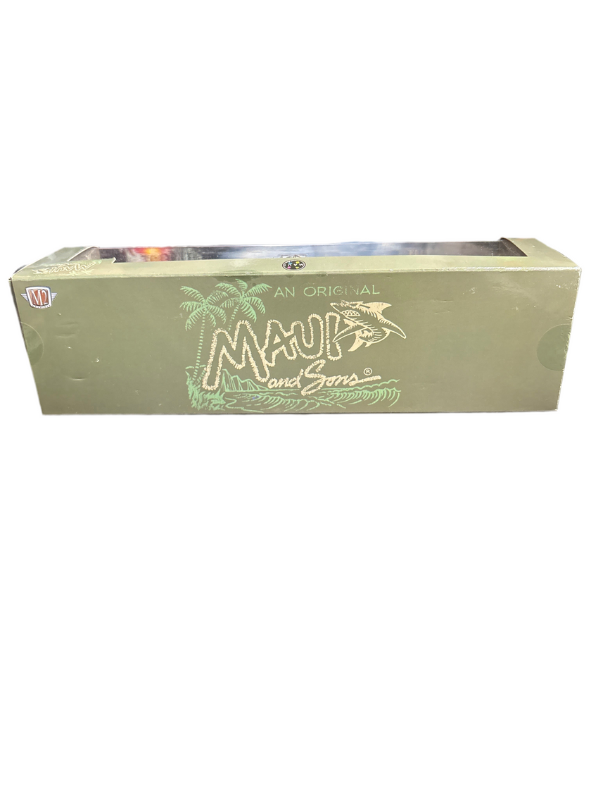 M2 1960 VW Delivery Van & 1953 VW Beetle Deluxe U.S.A. Model Diecast green