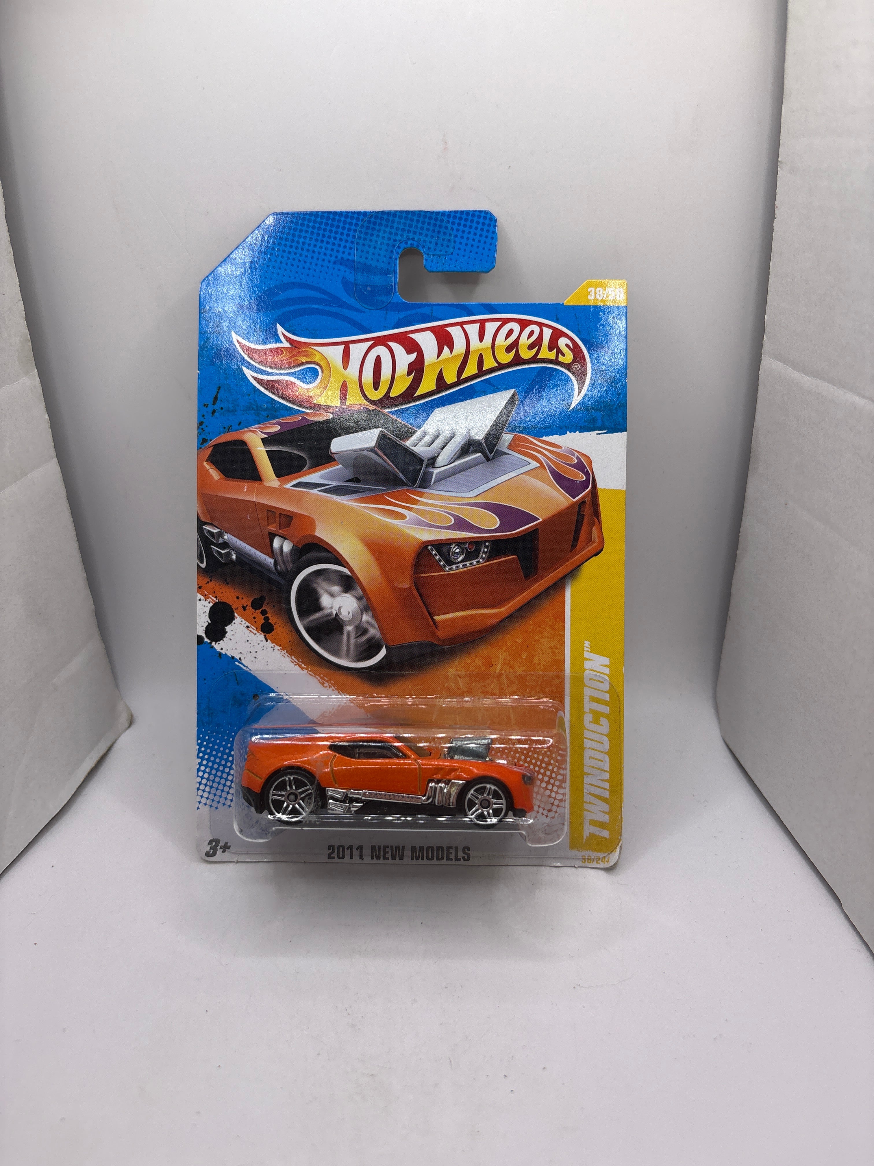 Hot Wheels Twinduction Diecast orange