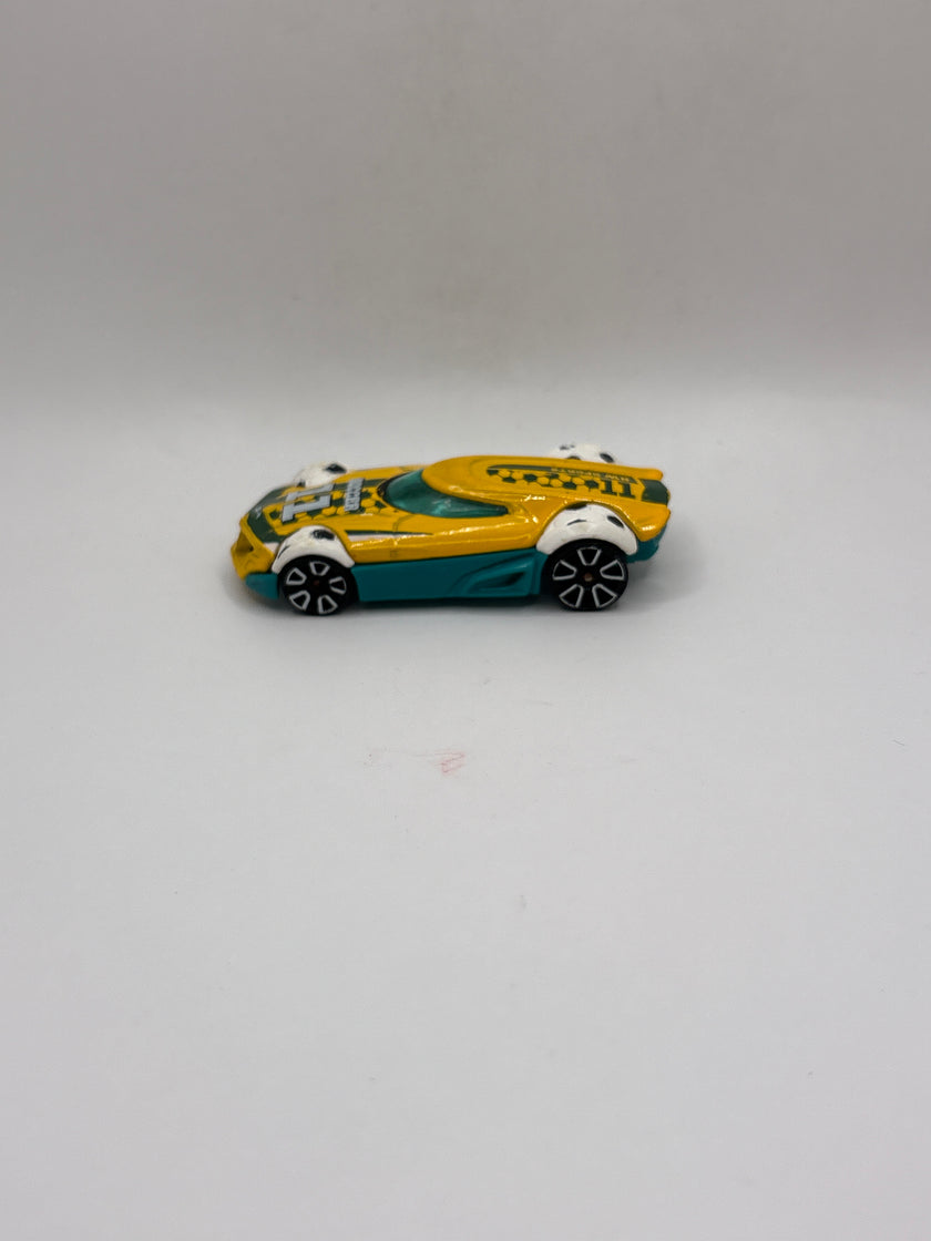 Hot Wheels BDD12 Diecast