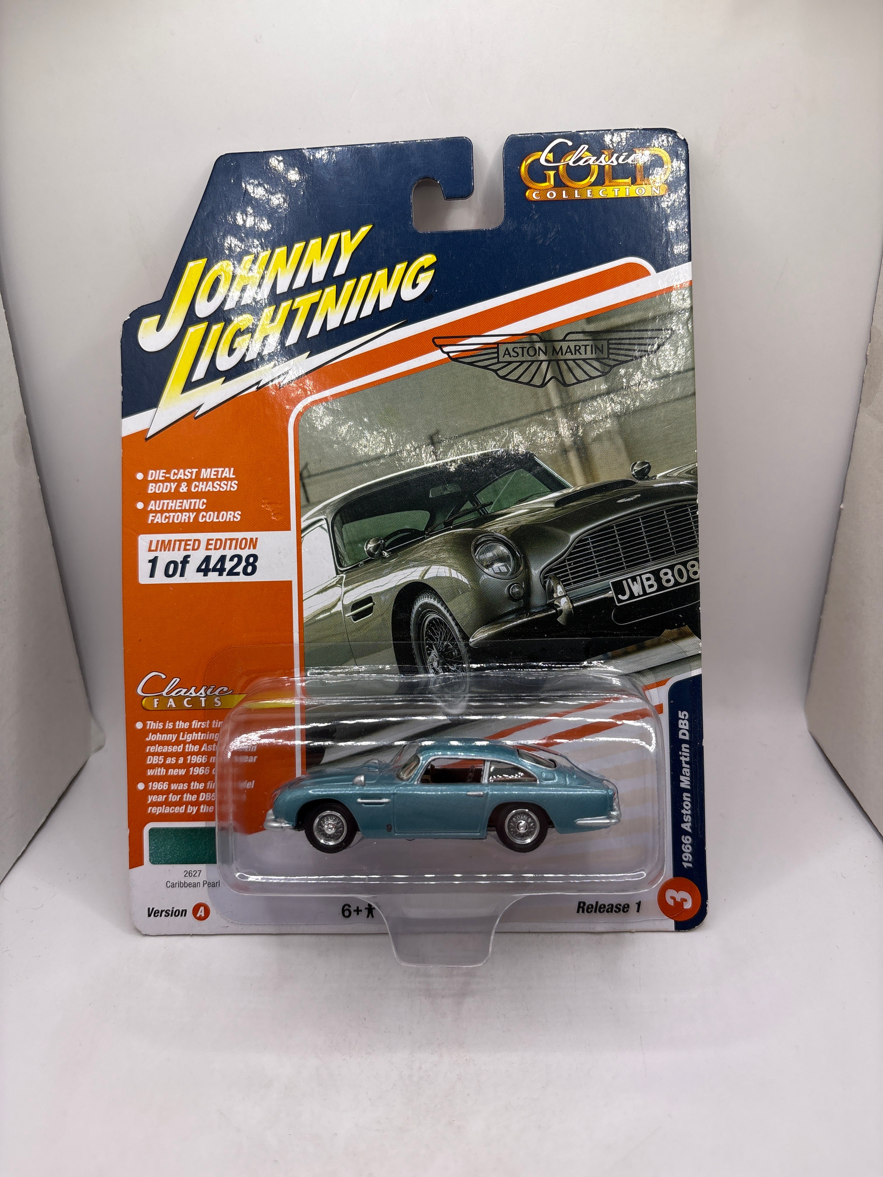 Johnny Lightning 1966 Aston Martin DB5 Diecast