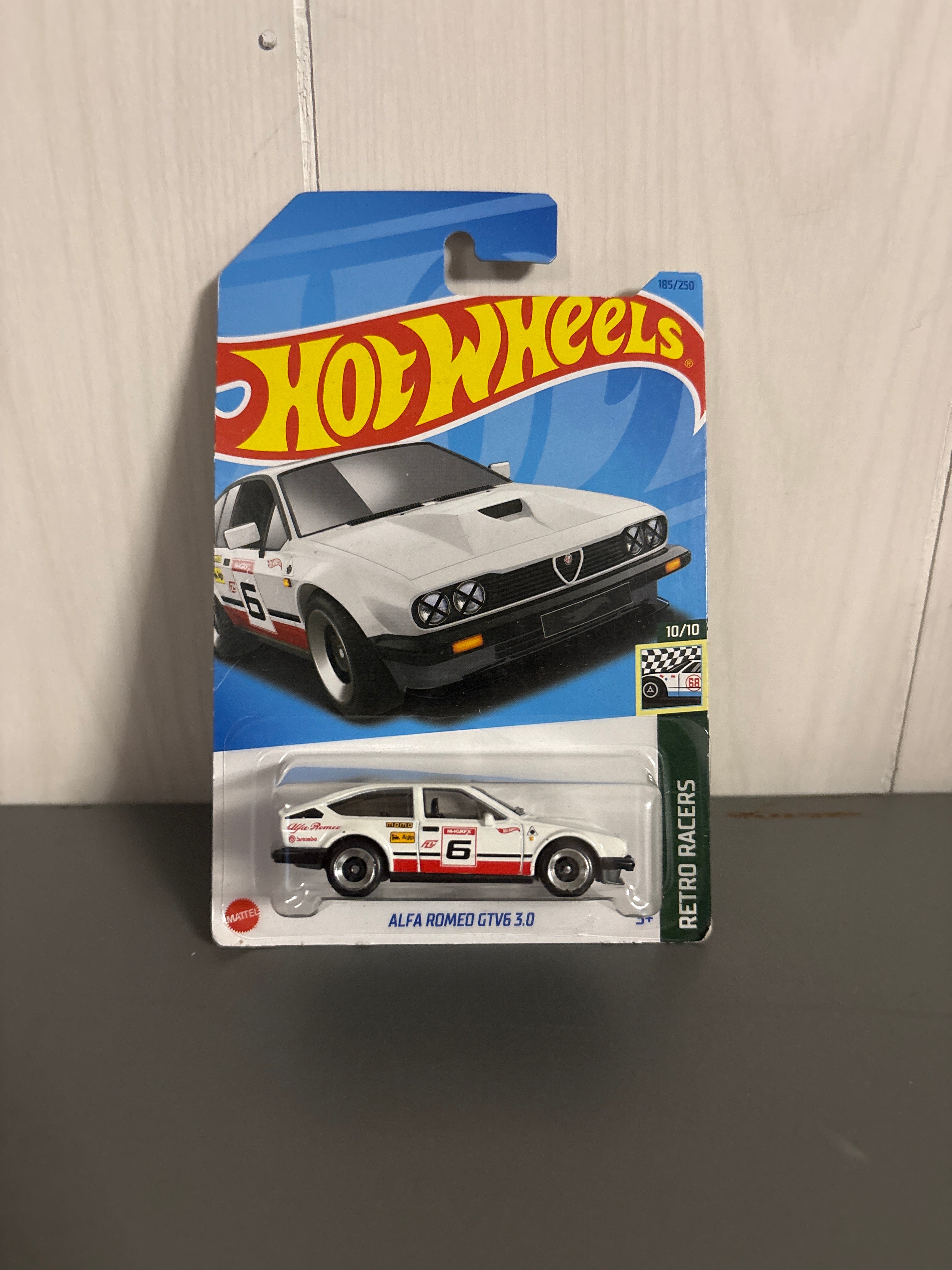 Hot Wheels Alfa Romeo GTV6 3.0 Diecast white