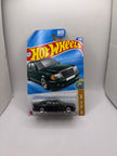 Hot Wheels Mercedes-Benz 500 E Diecast green