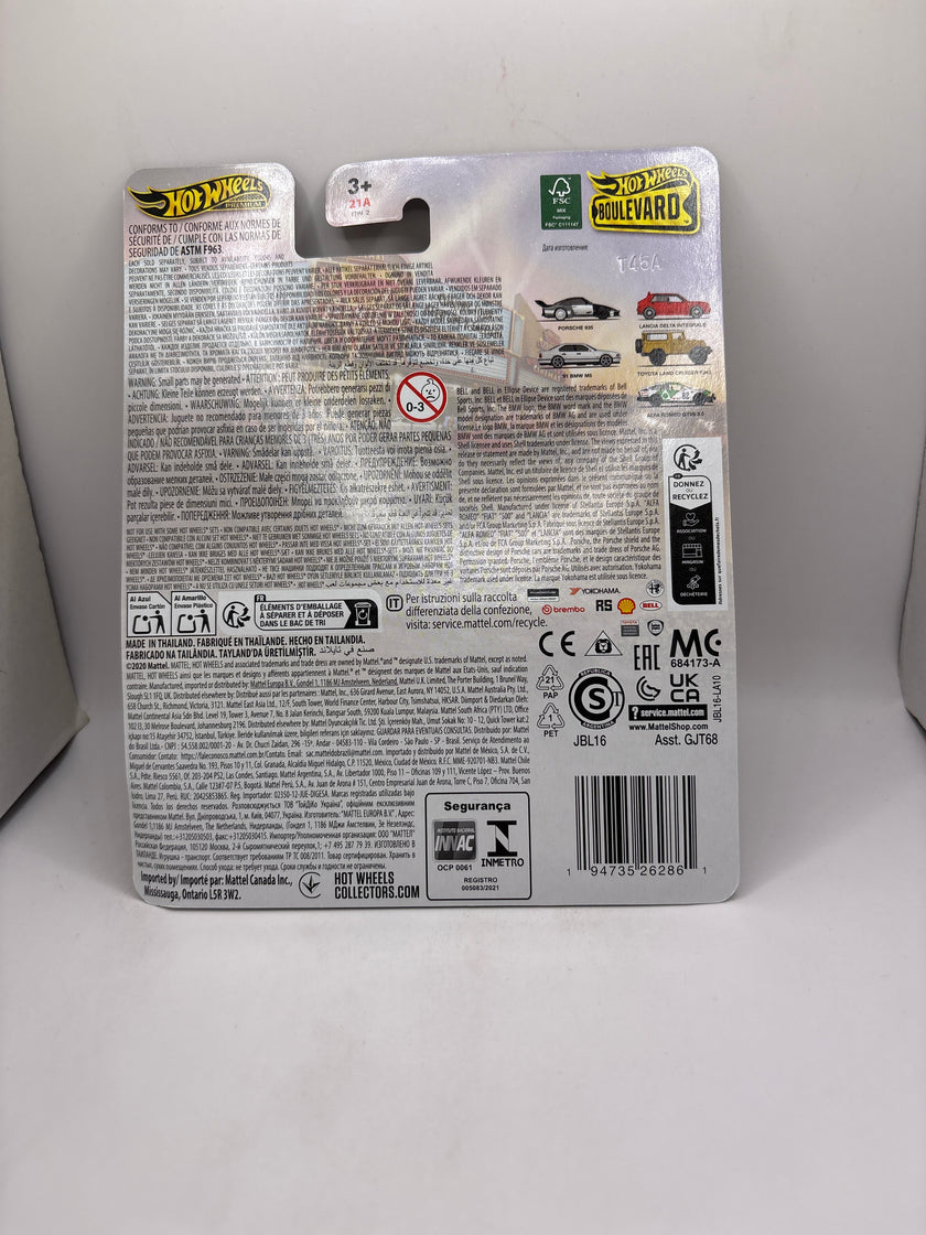 Hot Wheels Alfa Romeo GTV6 3.0 Diecast