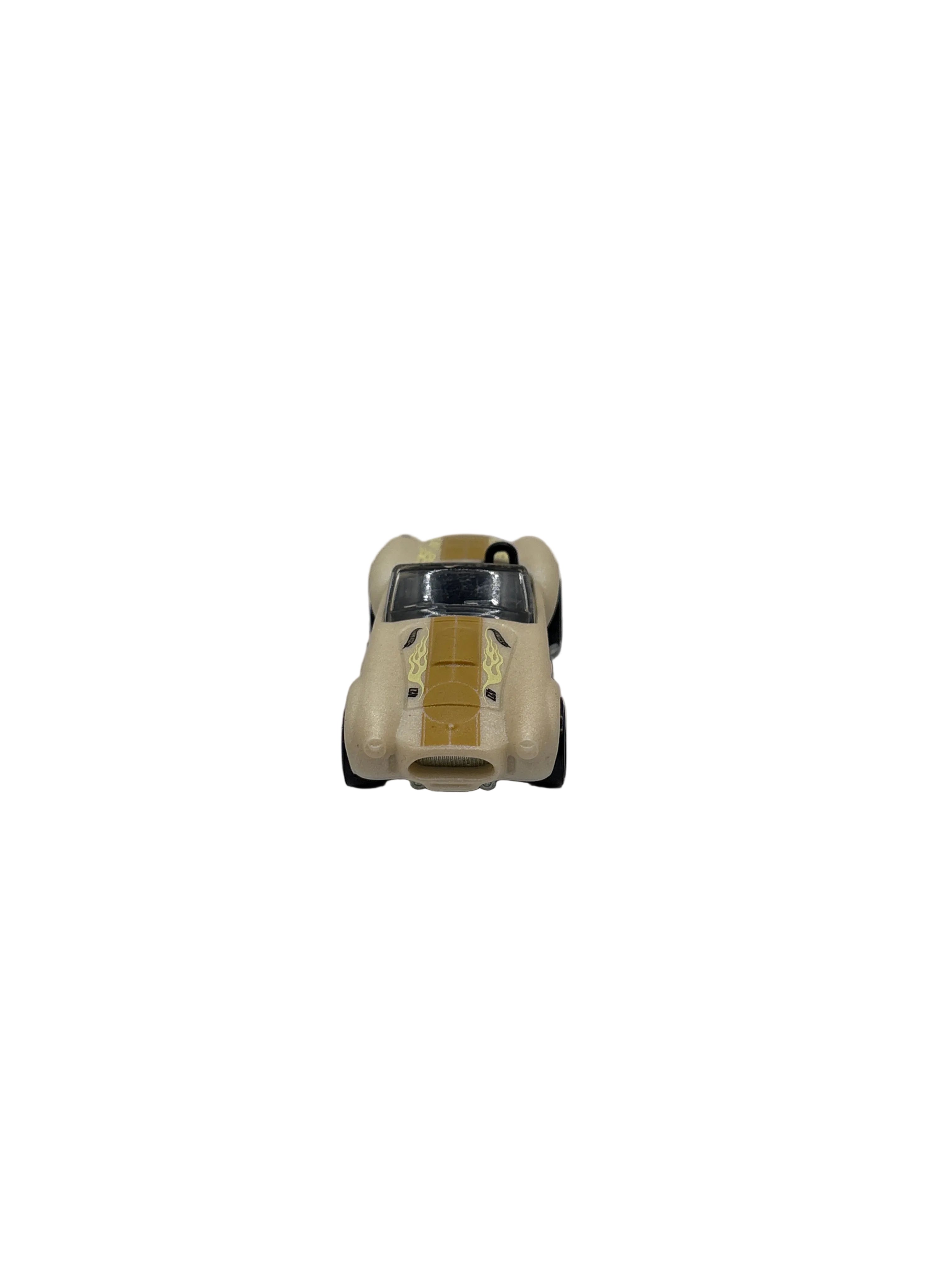 Hot Wheels Shelby Cobra 427 S/C Diecast beige