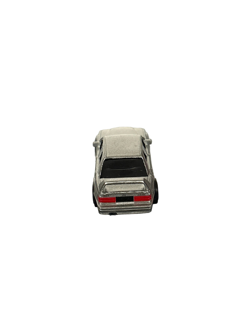 Maisto 1990 Mercedes-Benz 190 E Diecast