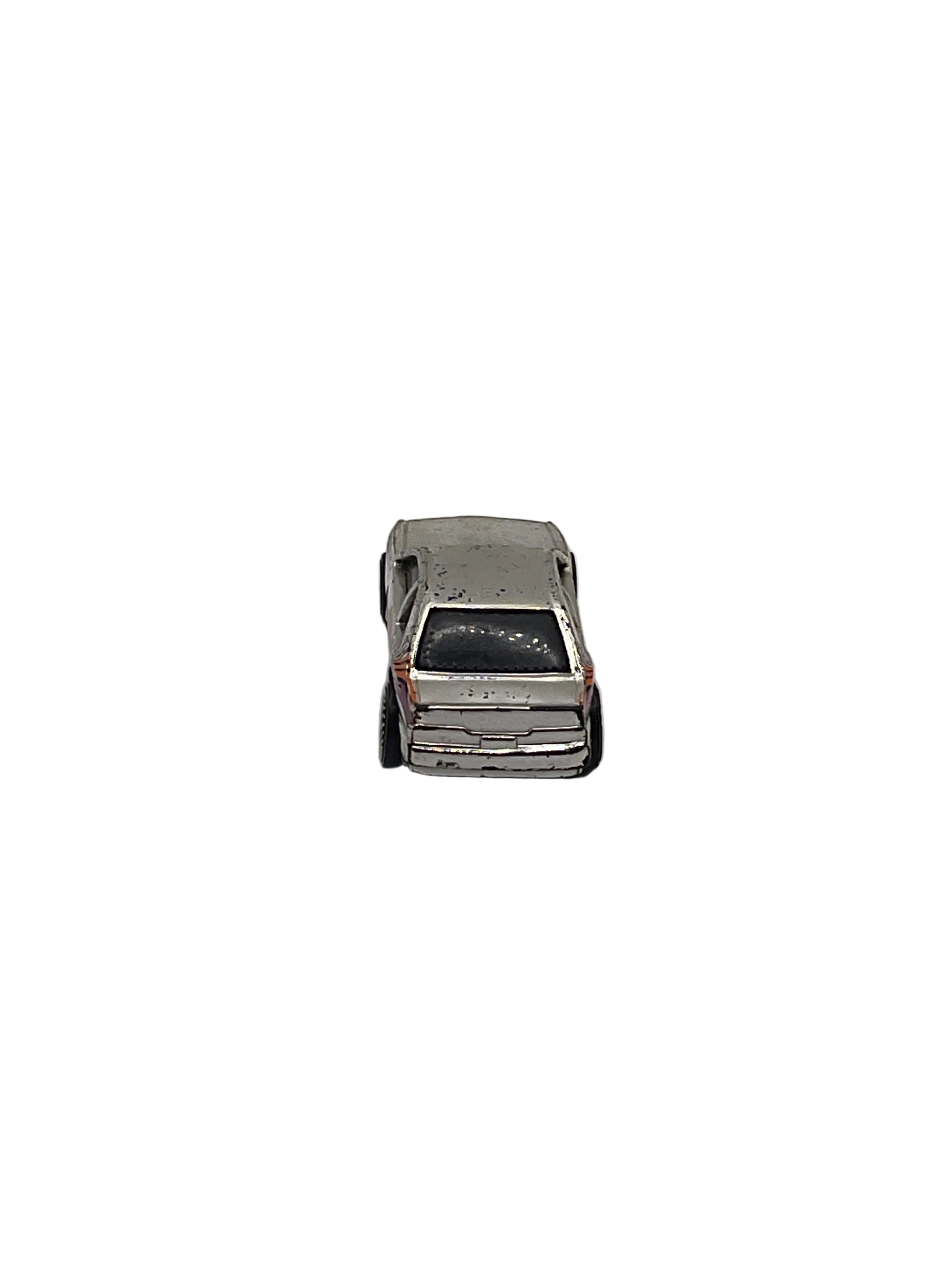 Hot Wheels ‘90 T-Bird Stocker Diecast Silver