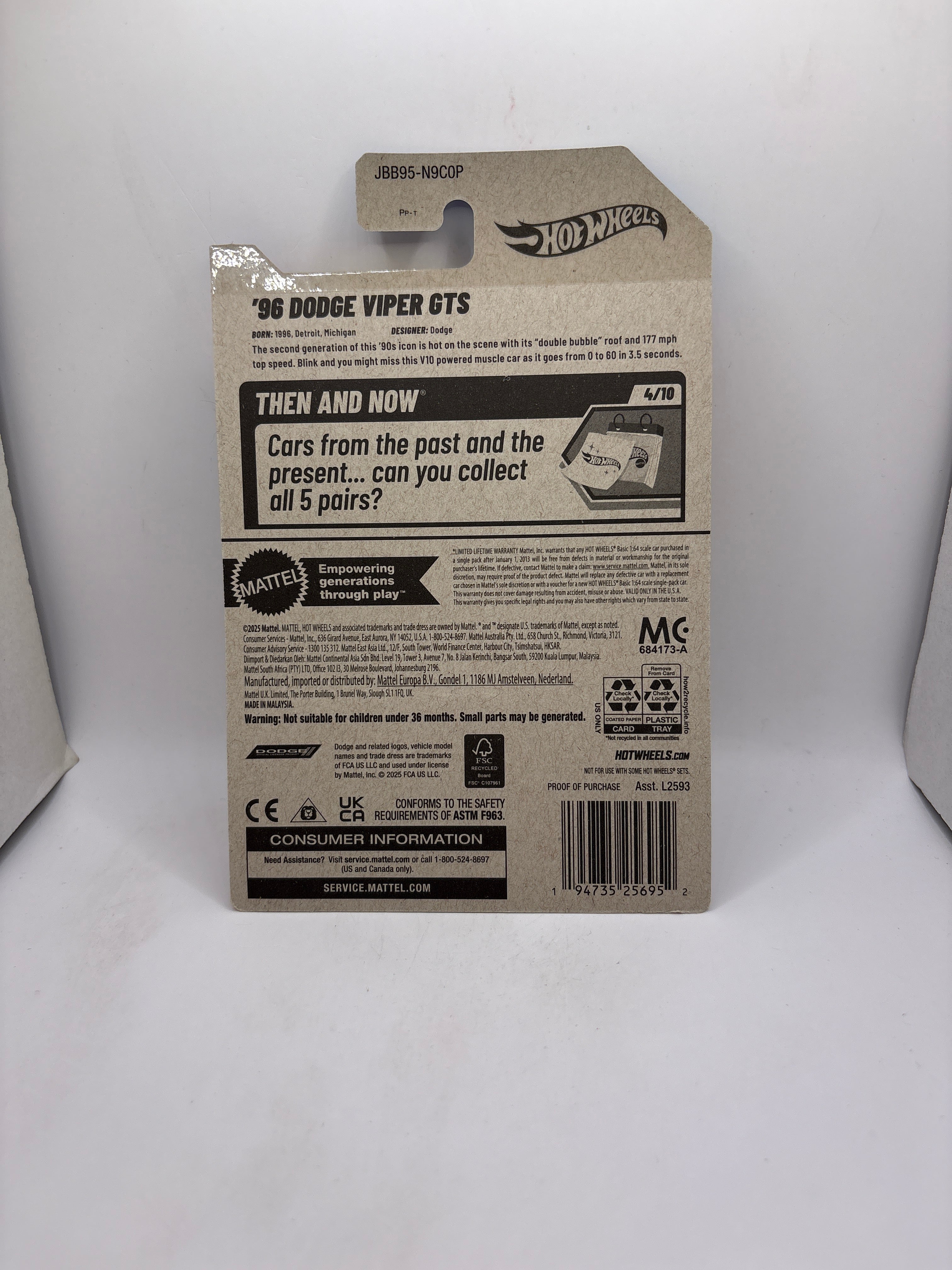 Hot Wheels 96 Dodge Viper GTS Diecast yellow