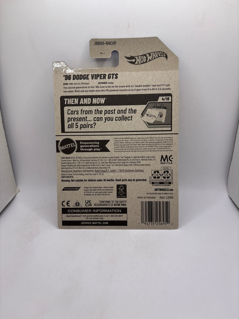 Hot Wheels 96 Dodge Viper GTS Diecast yellow