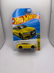 Hot Wheels 17 Audi RS 6 Avant Diecast yellow