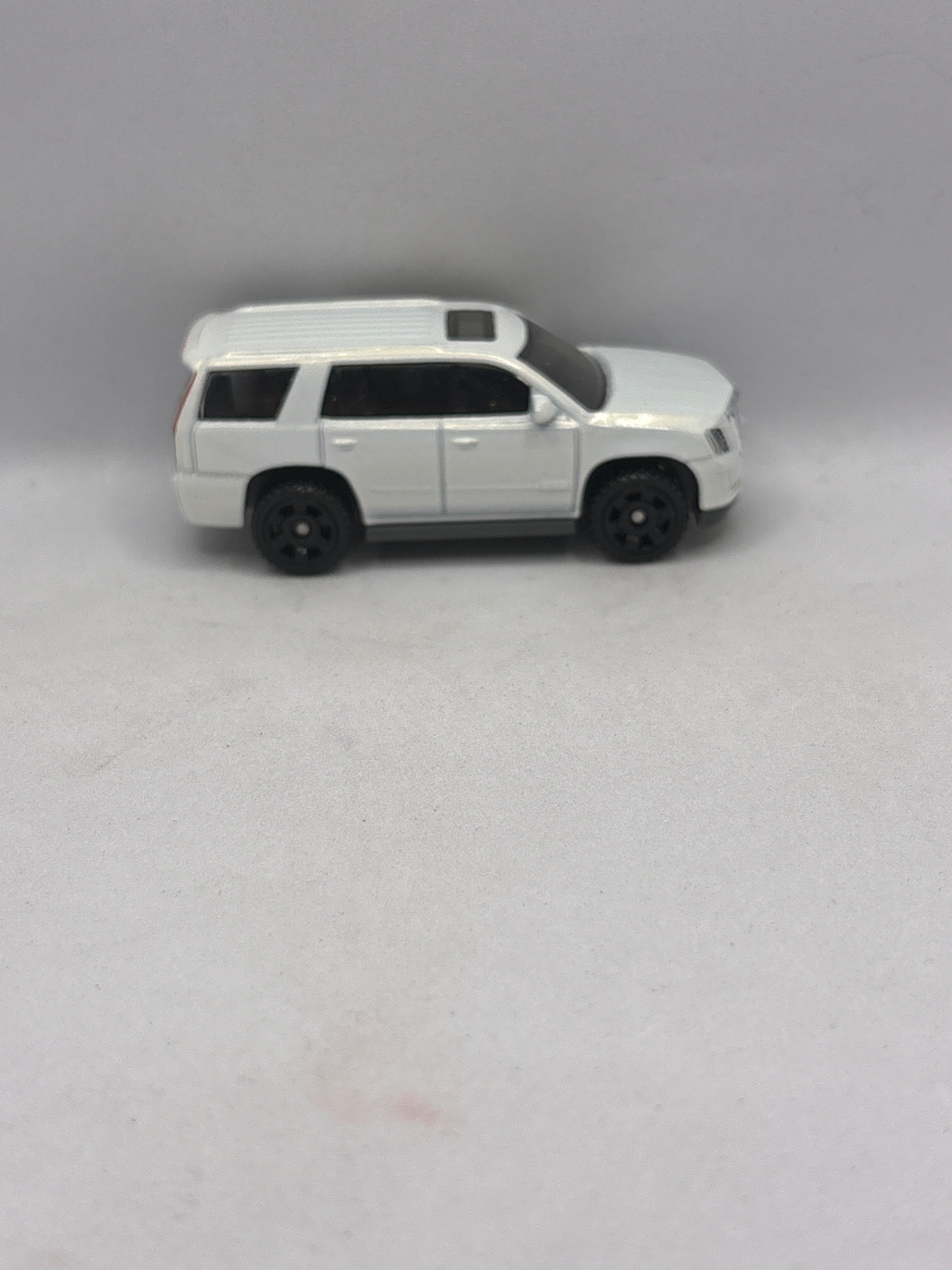 Matchbox 15 Cadillac Escalade Diecast