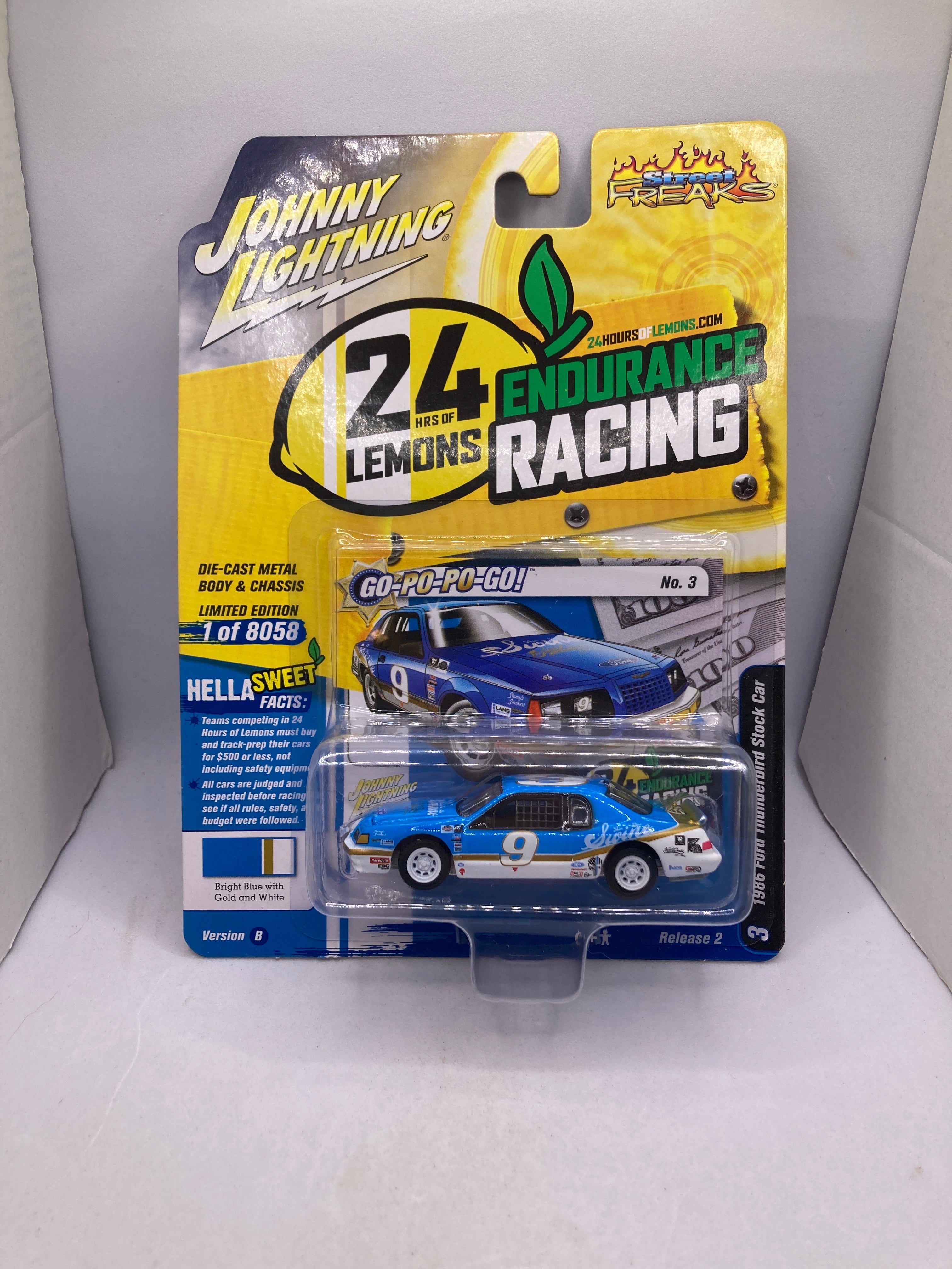 Johnny Lightning 1986 Ford Thunderbird Stock Car Diecast